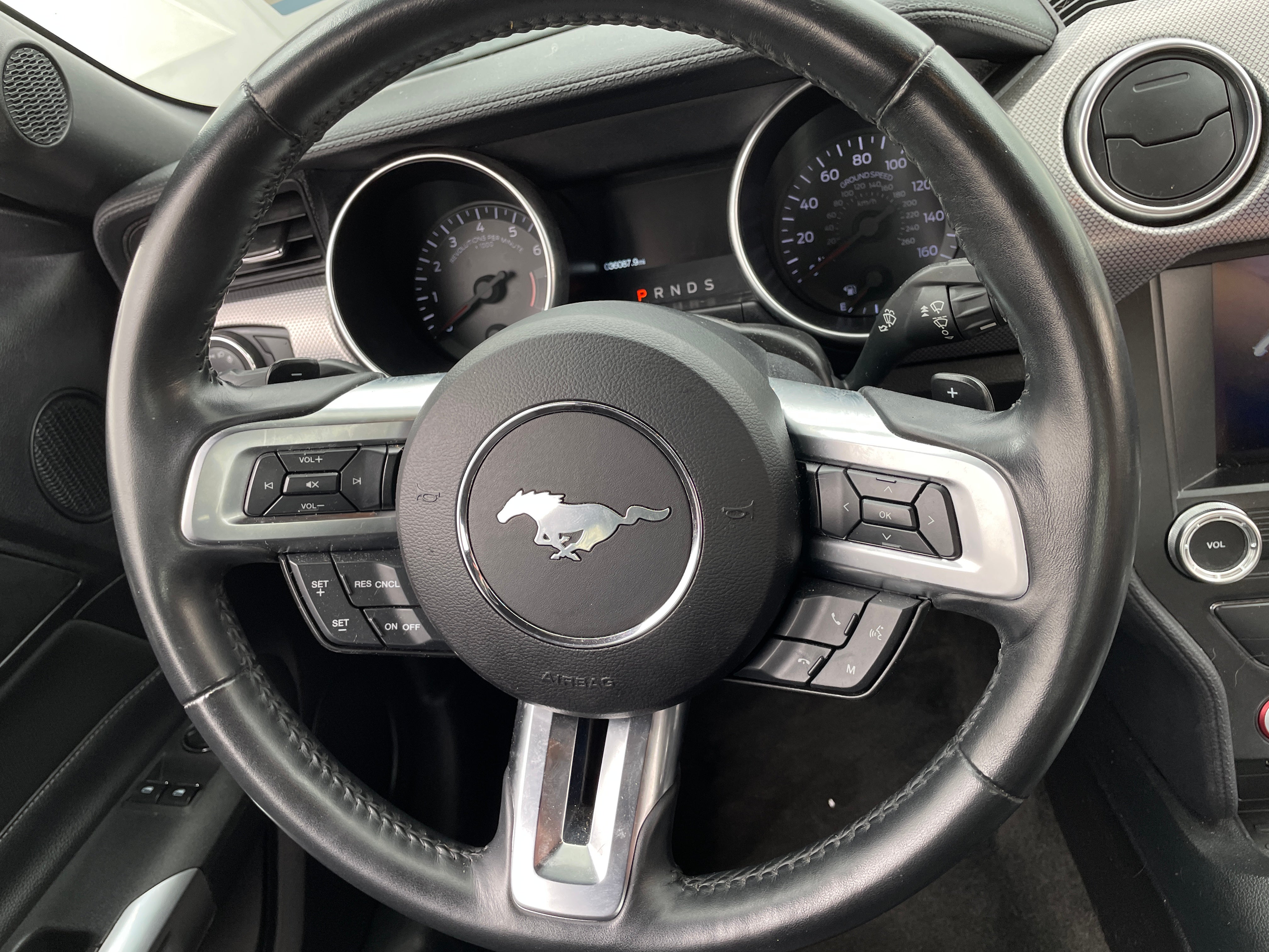 2018 Ford Mustang  4