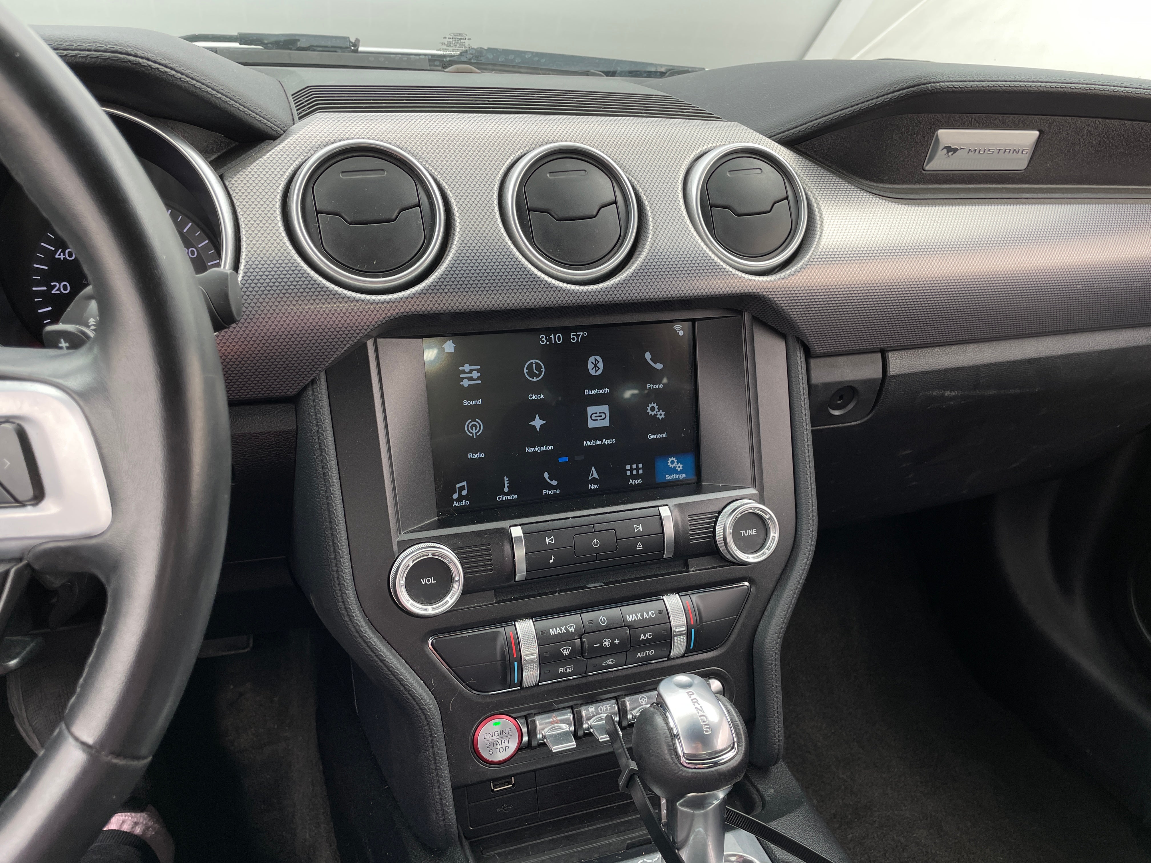 2018 Ford Mustang  3