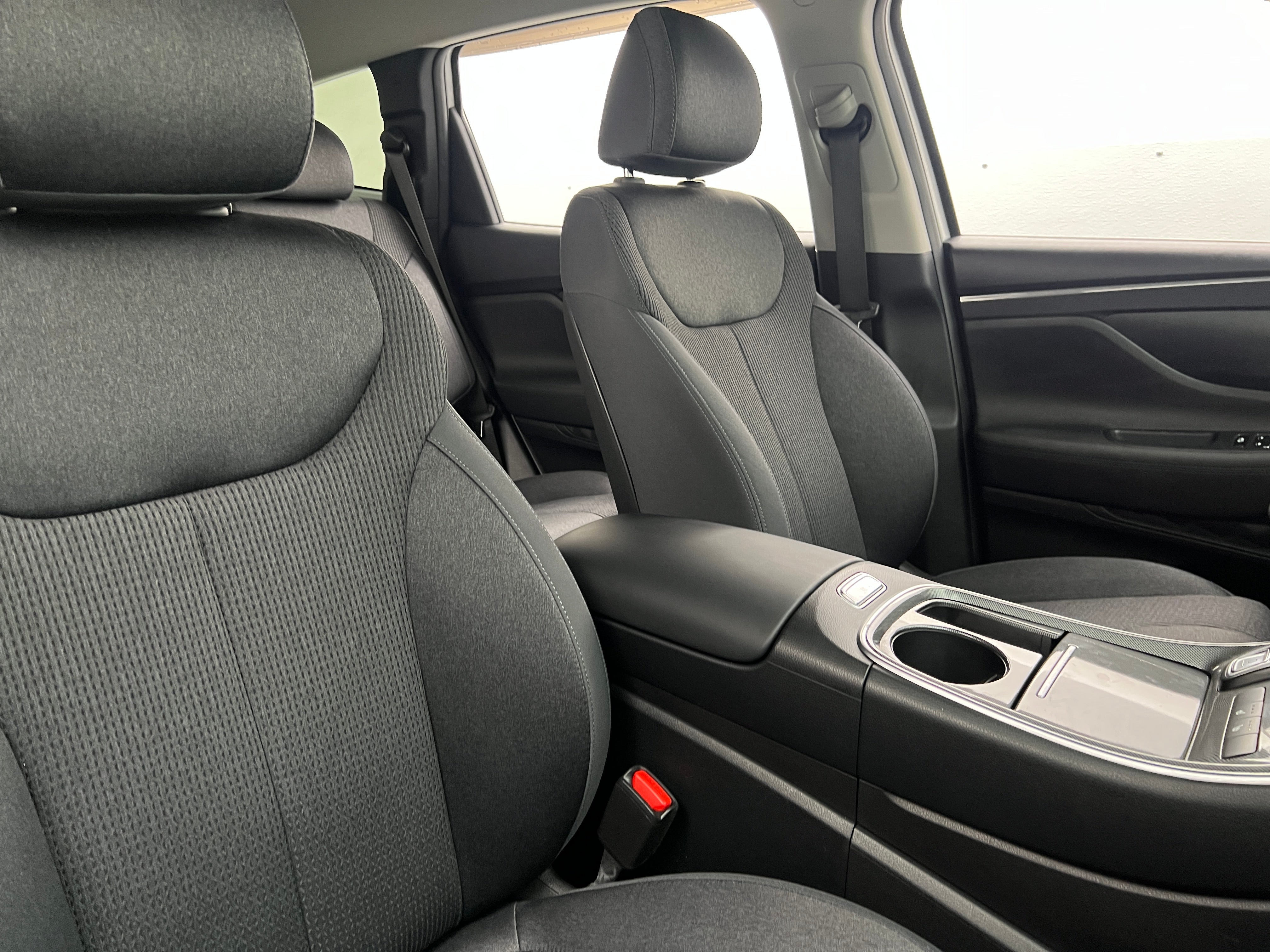 2022 Hyundai Santa Fe SEL 2