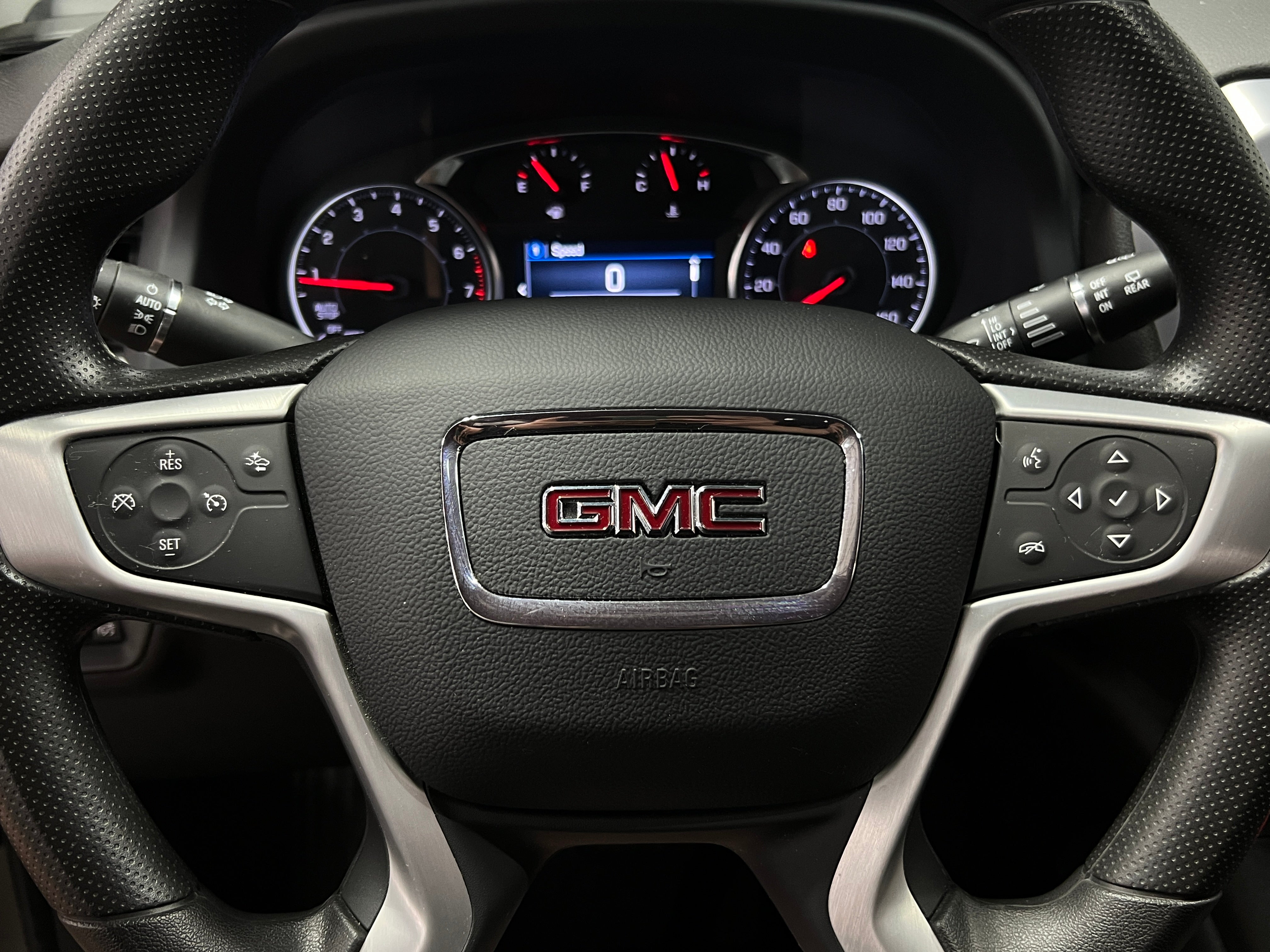 2023 GMC Acadia SLE 5