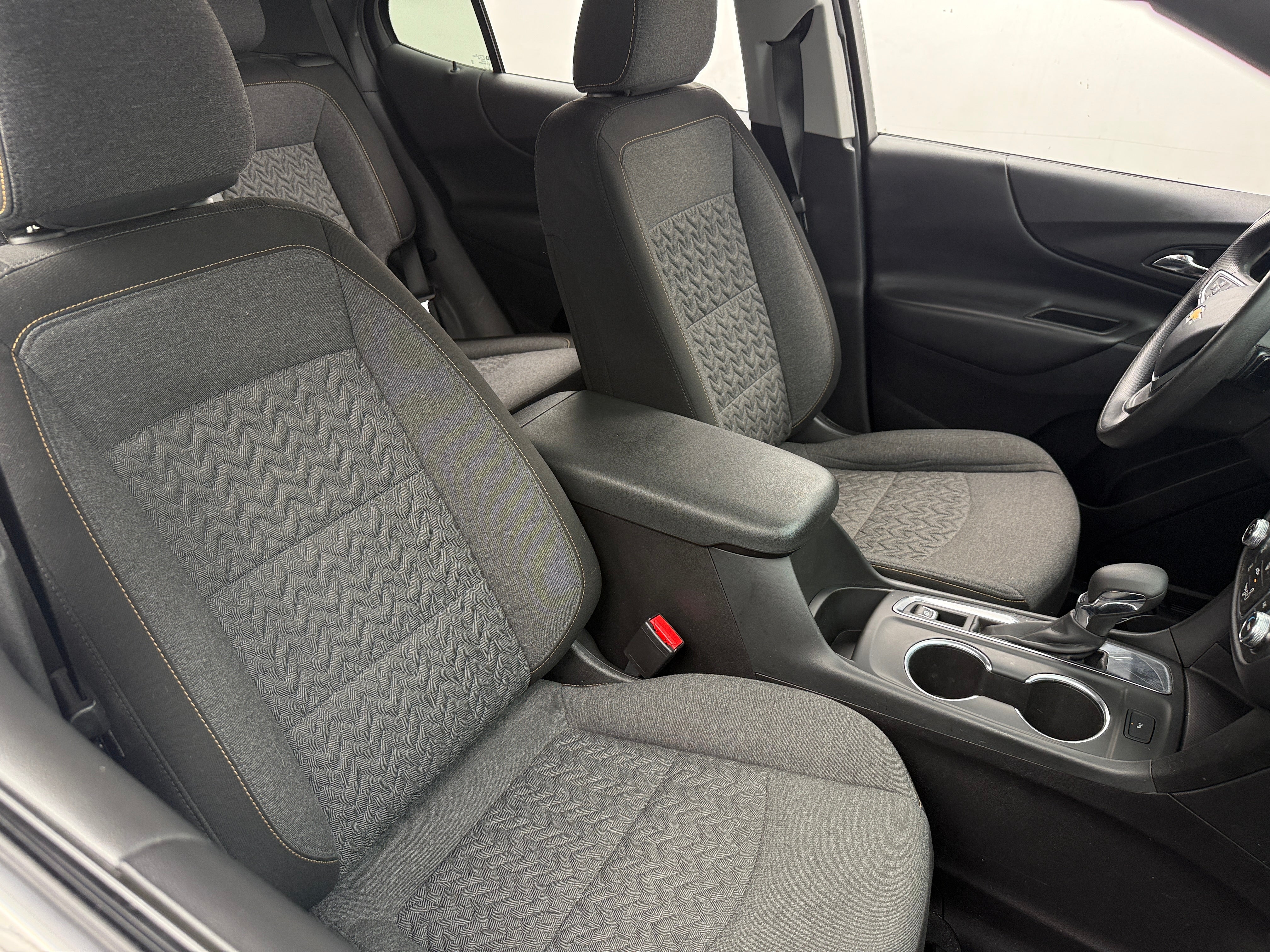 2022 Chevrolet Equinox LT 2