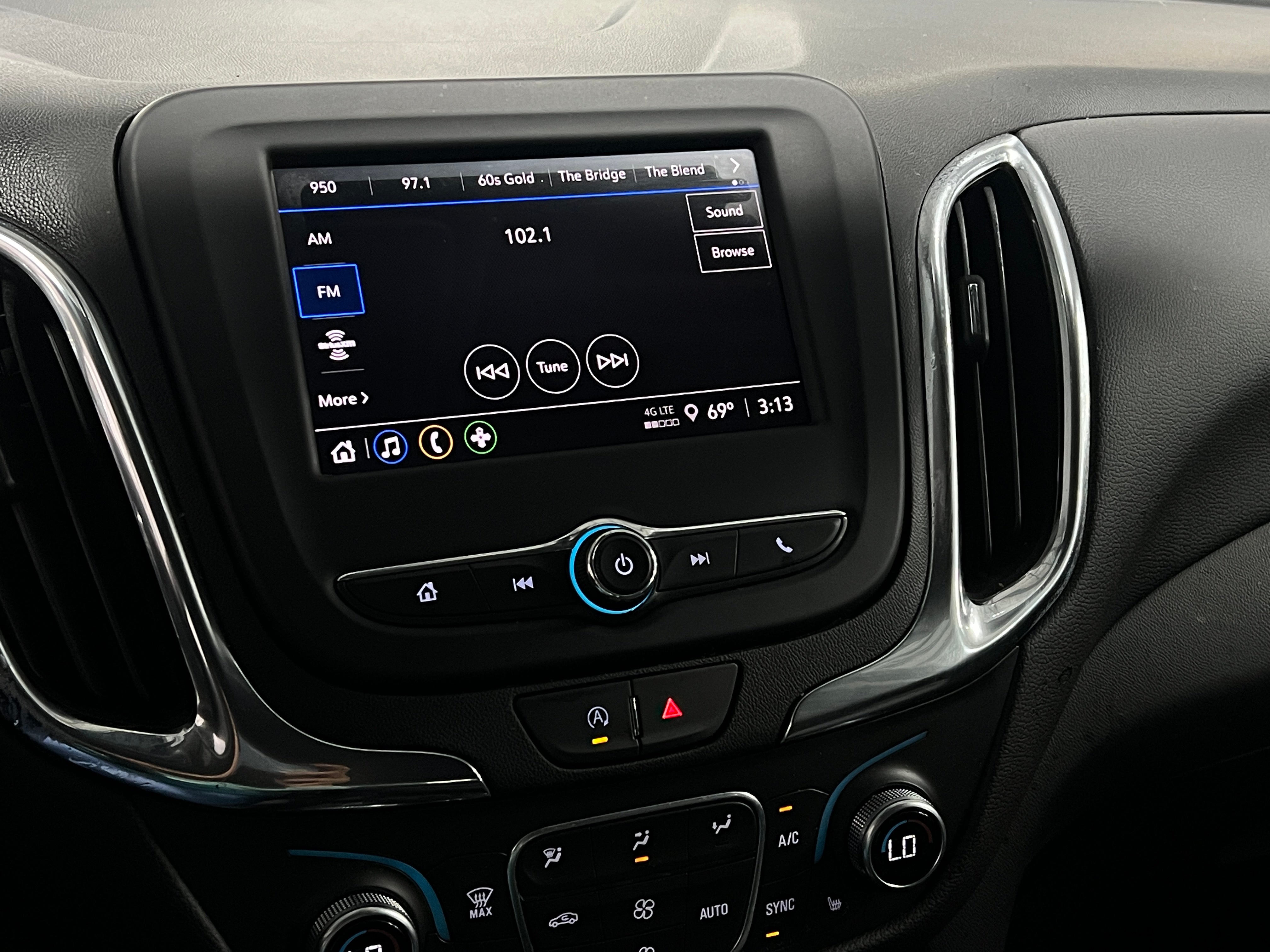 2023 Chevrolet Equinox LT 4