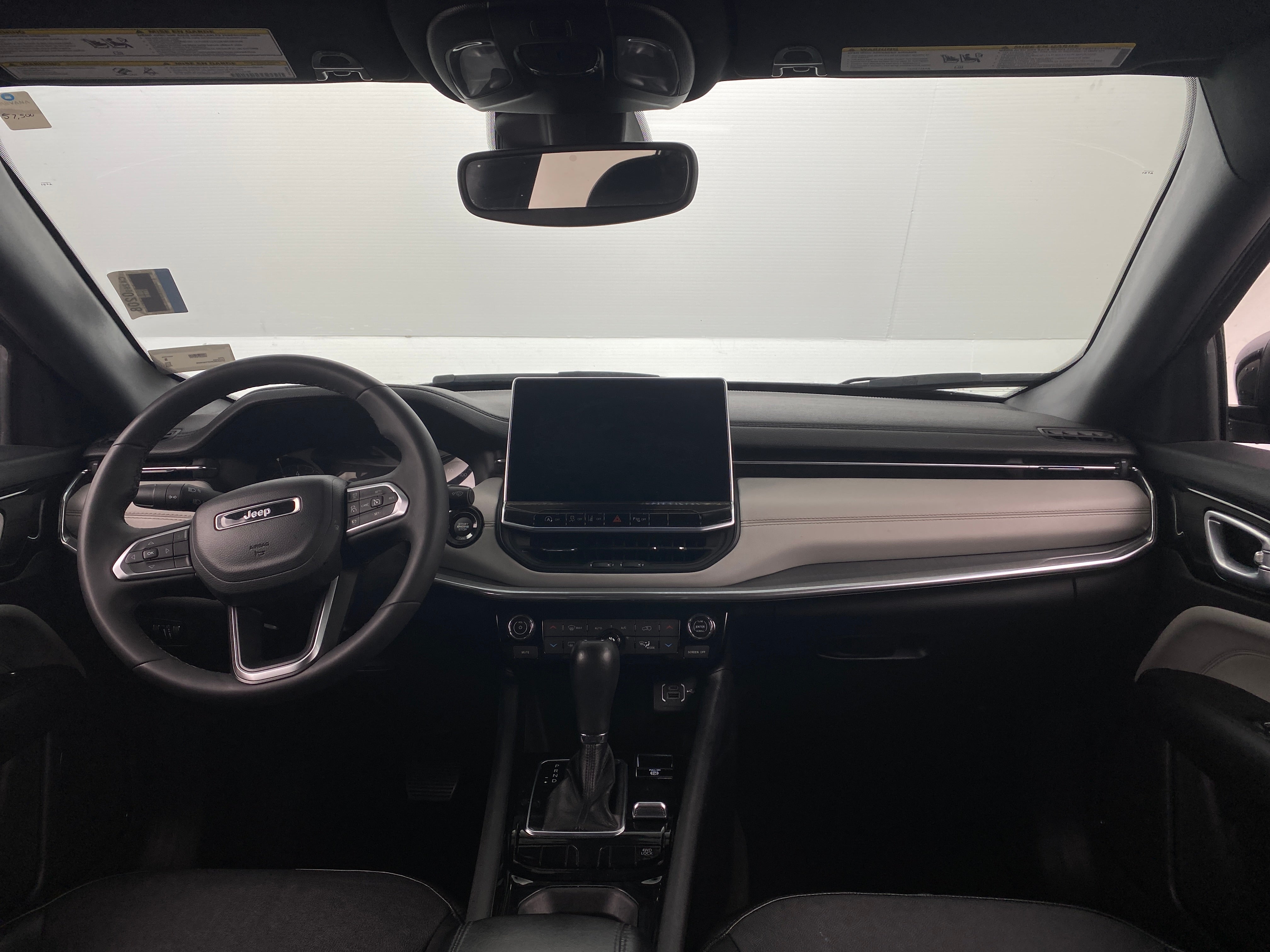 2023 Jeep Compass Limited 2