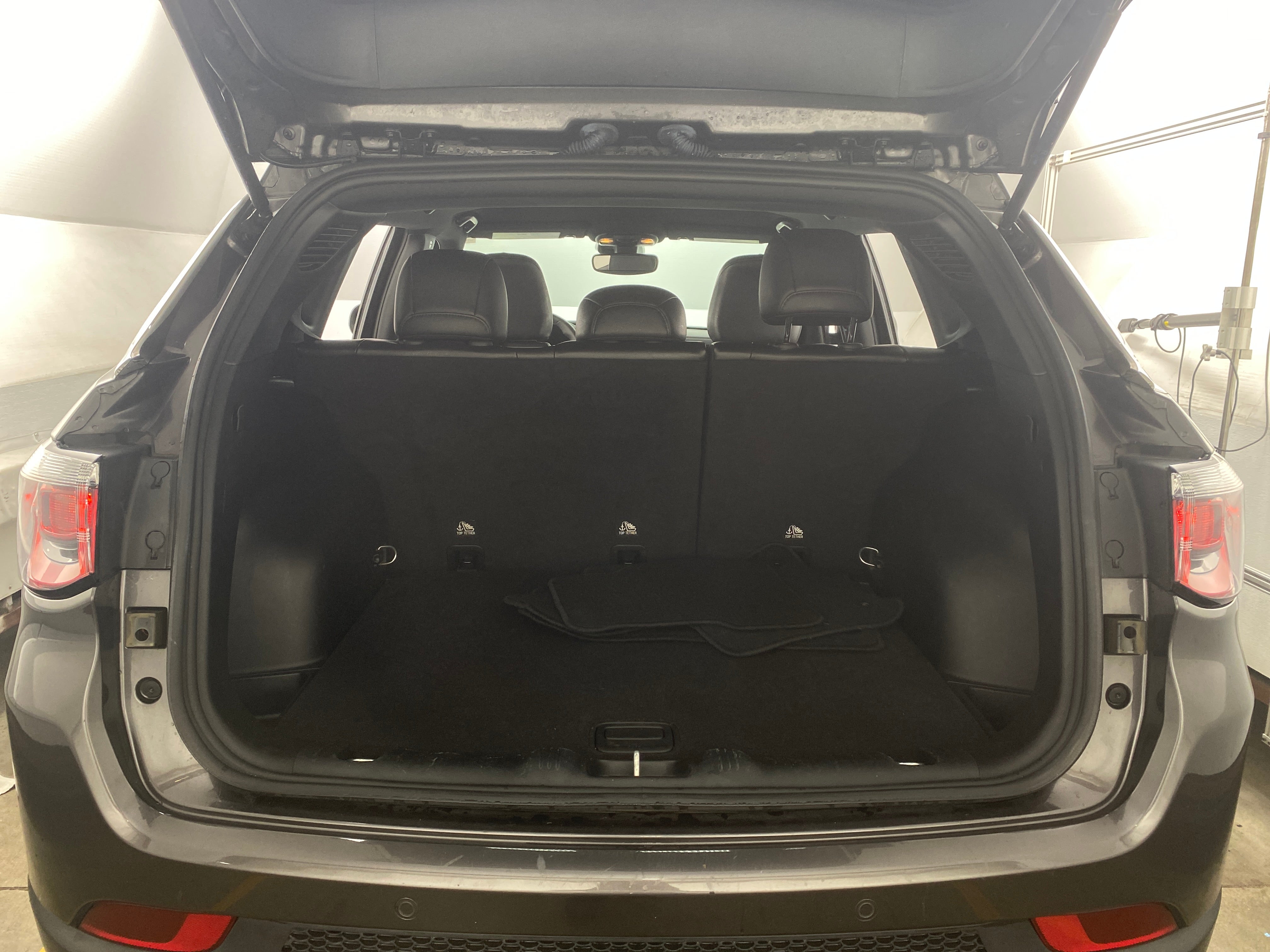 2023 Jeep Compass Limited 6
