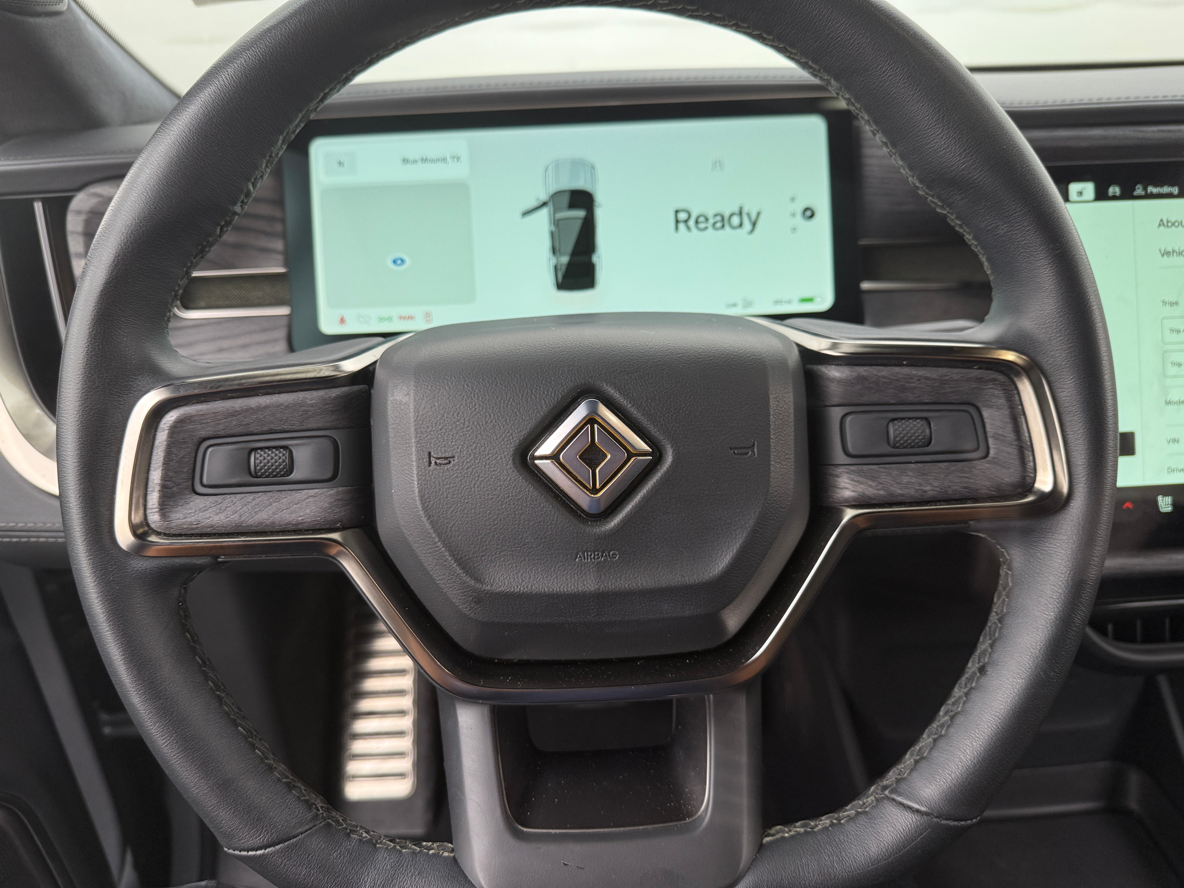 2022 Rivian R1S Launch Edition 4