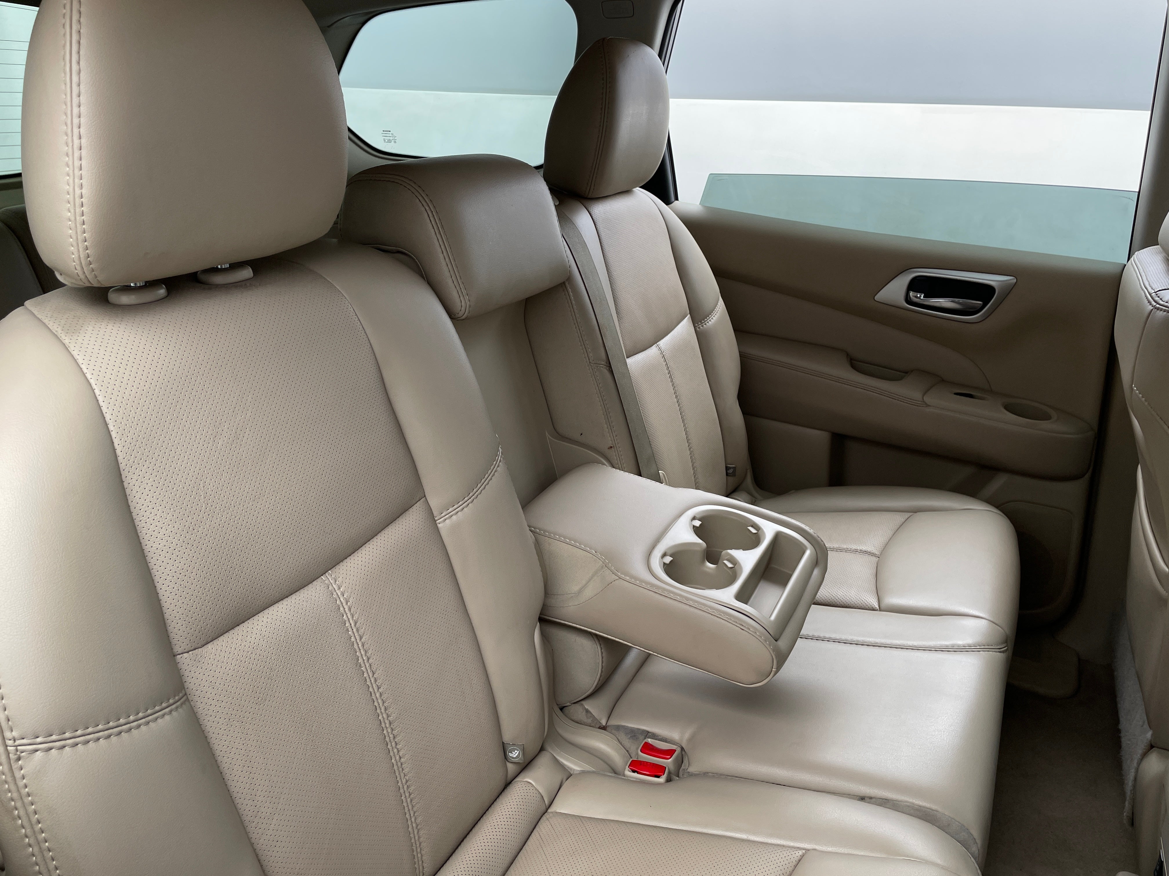 2015 Nissan Pathfinder Platinum 6