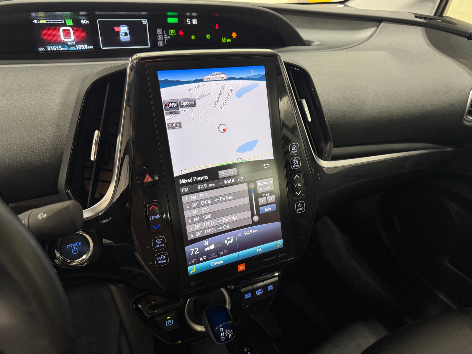 Thumbnail: 2022 Toyota Prius Prime - 3