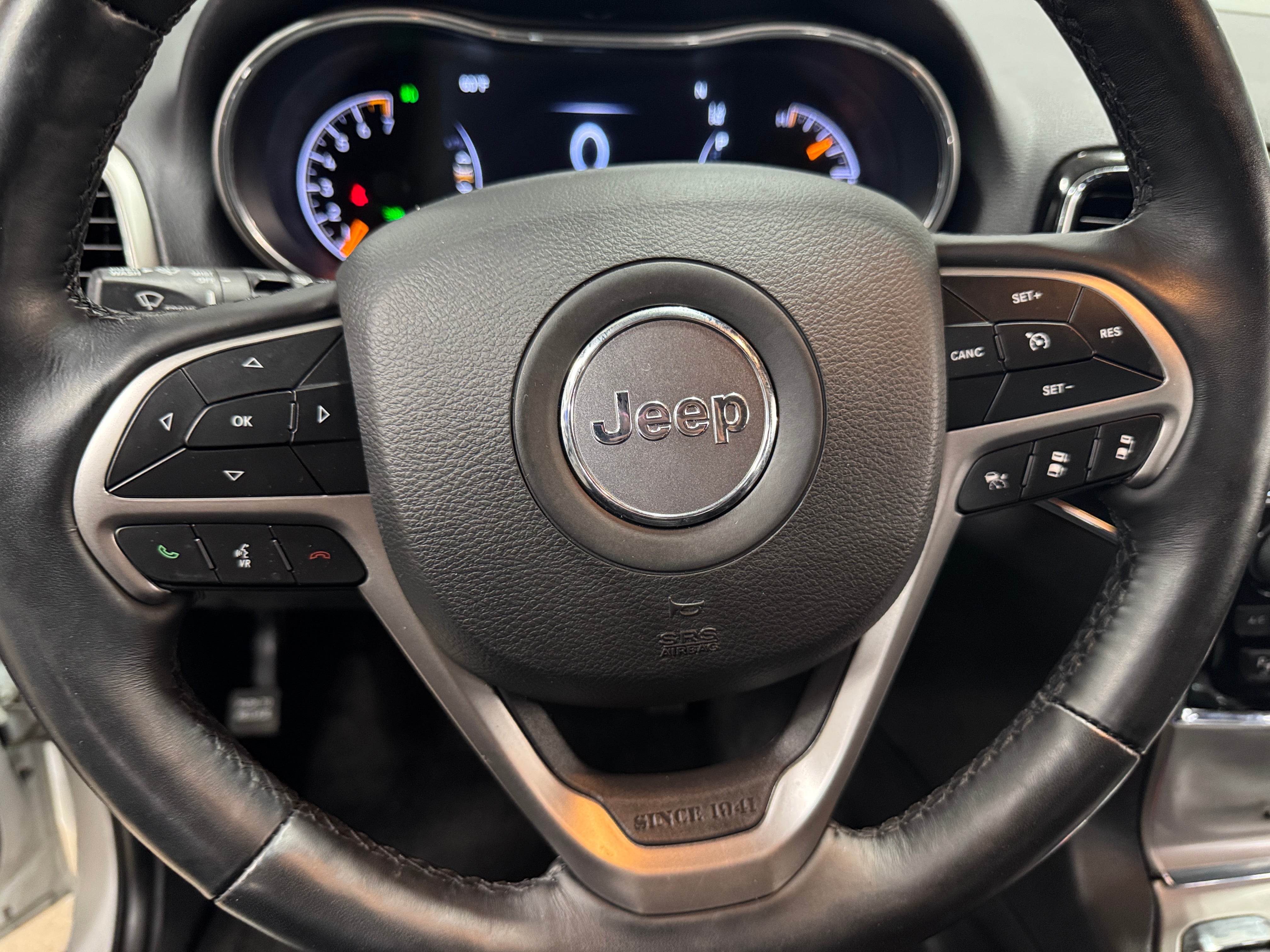 2021 Jeep Grand Cherokee Limited Edition 4