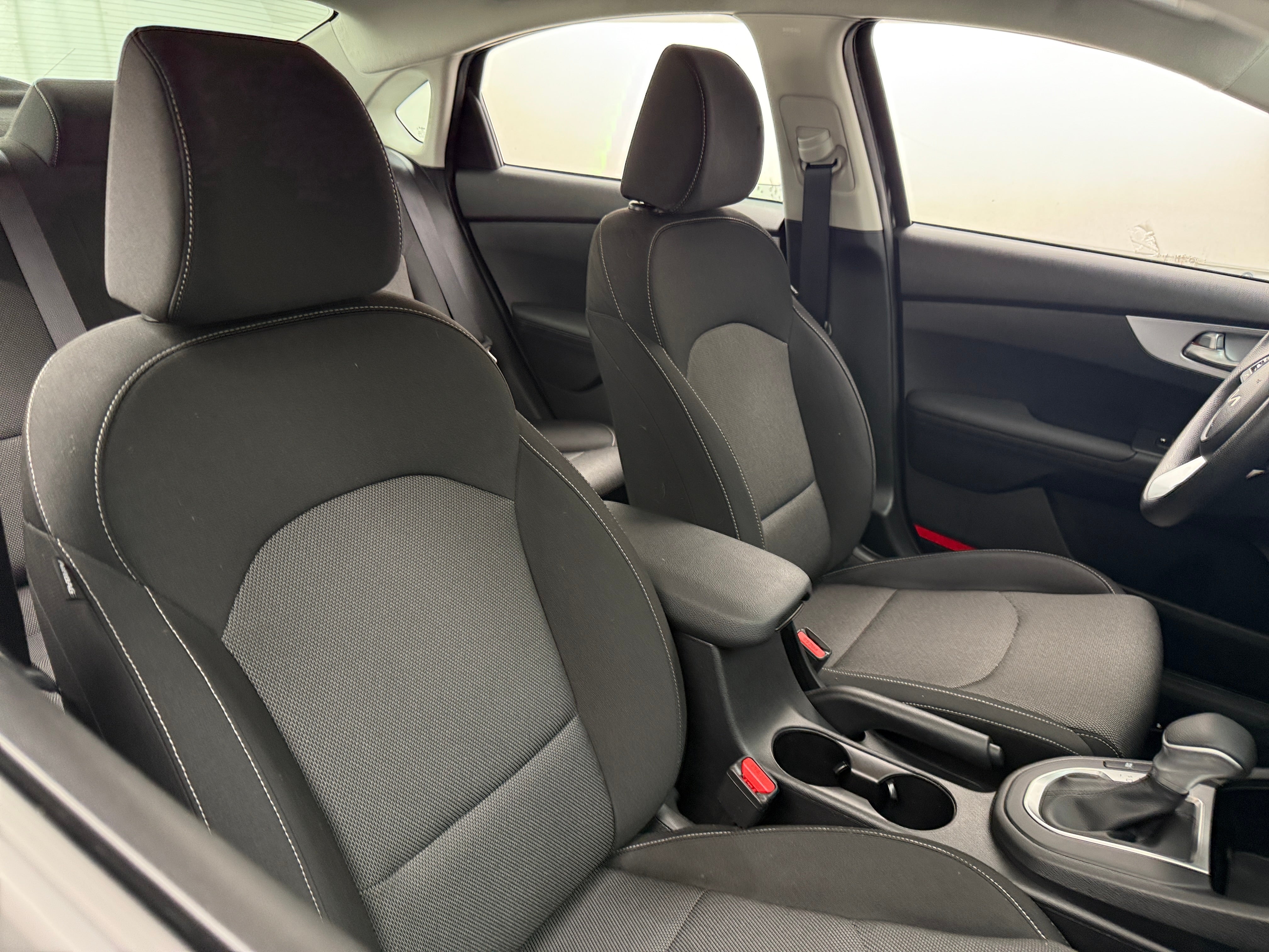 2024 Kia Forte LXS 2