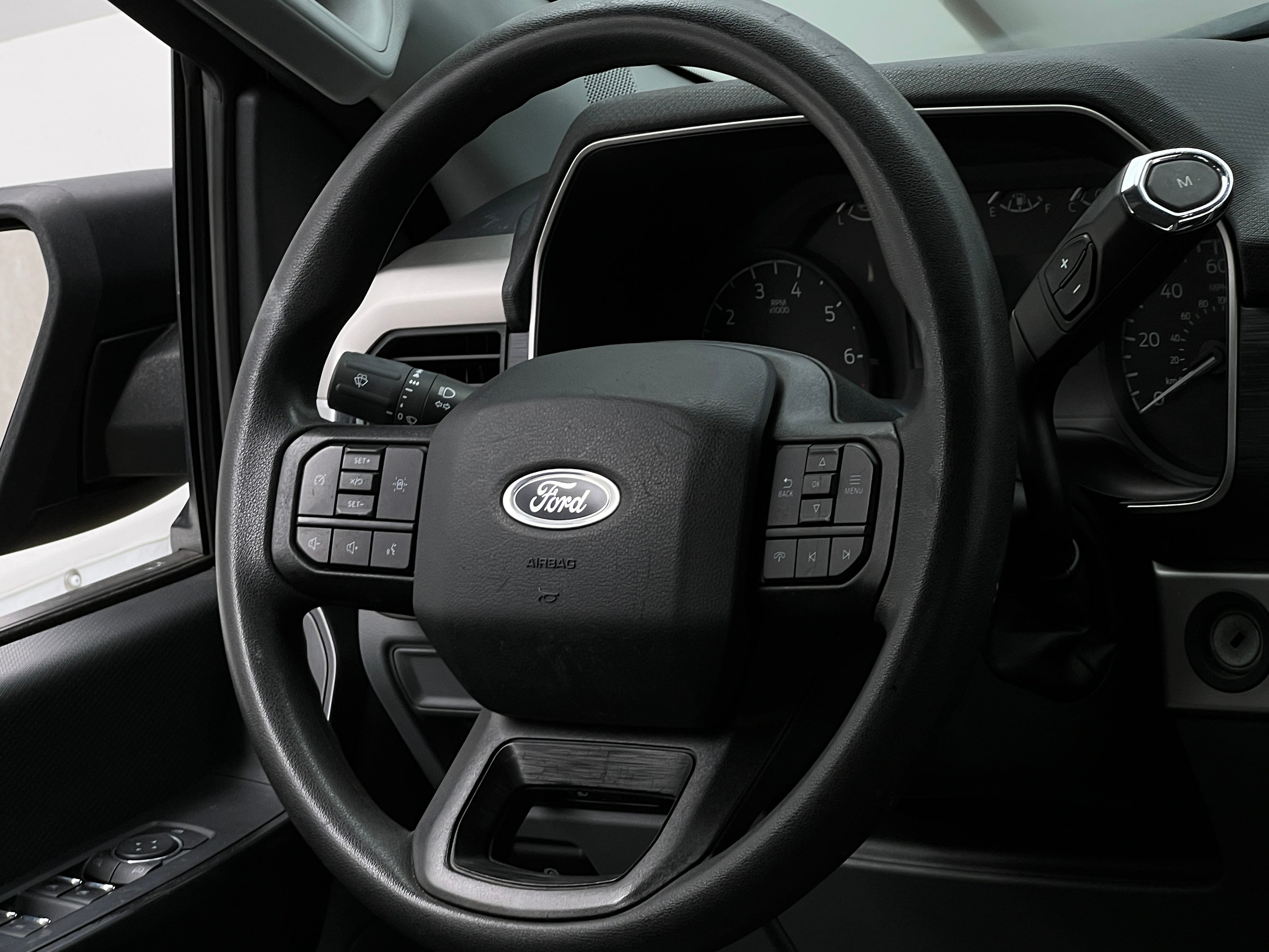 2021 Ford Econoline E-150 5