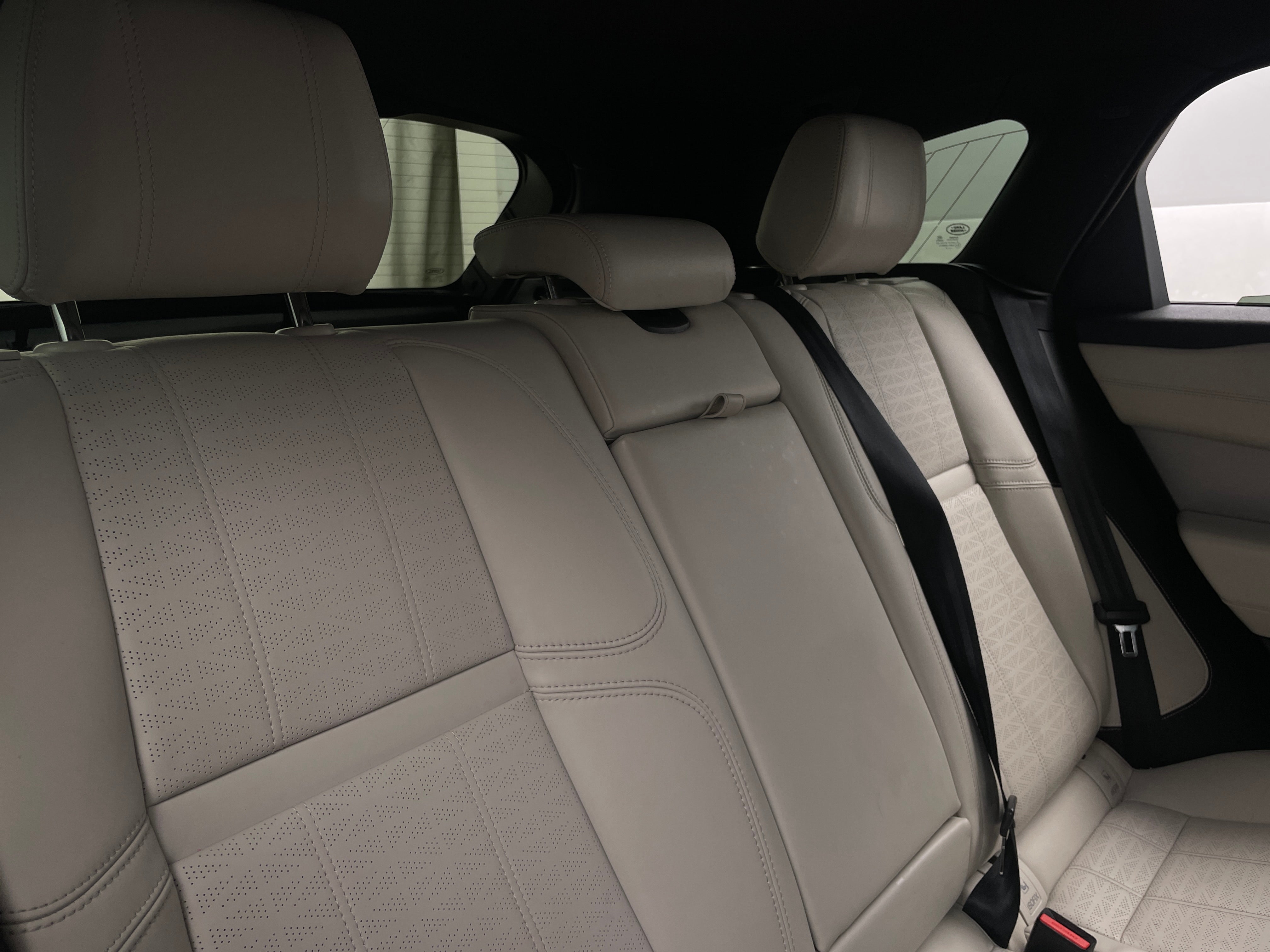 2018 Land Rover Range Rover Velar R-Dynamic HSE 5