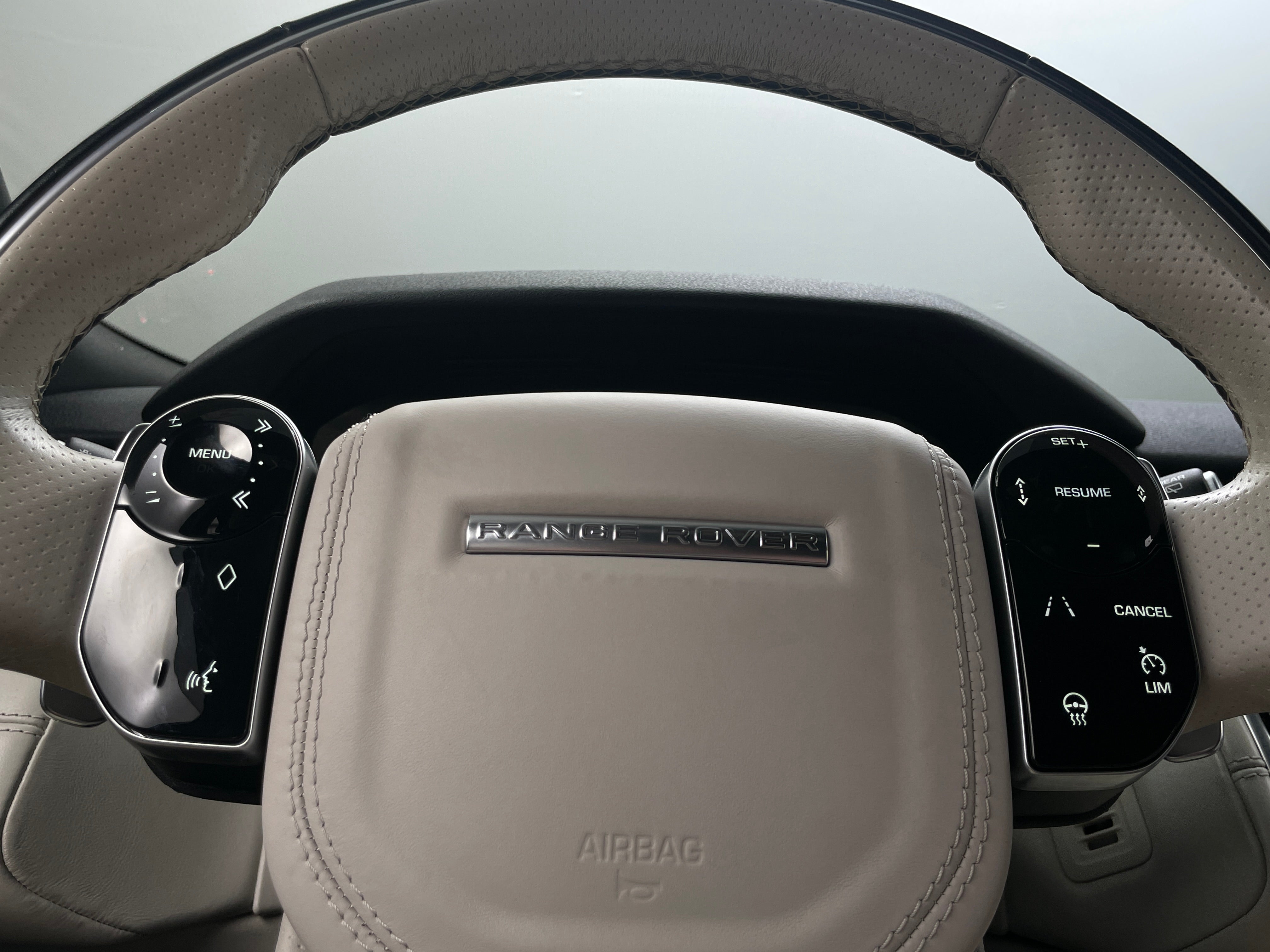 2018 Land Rover Range Rover Velar R-Dynamic HSE 4