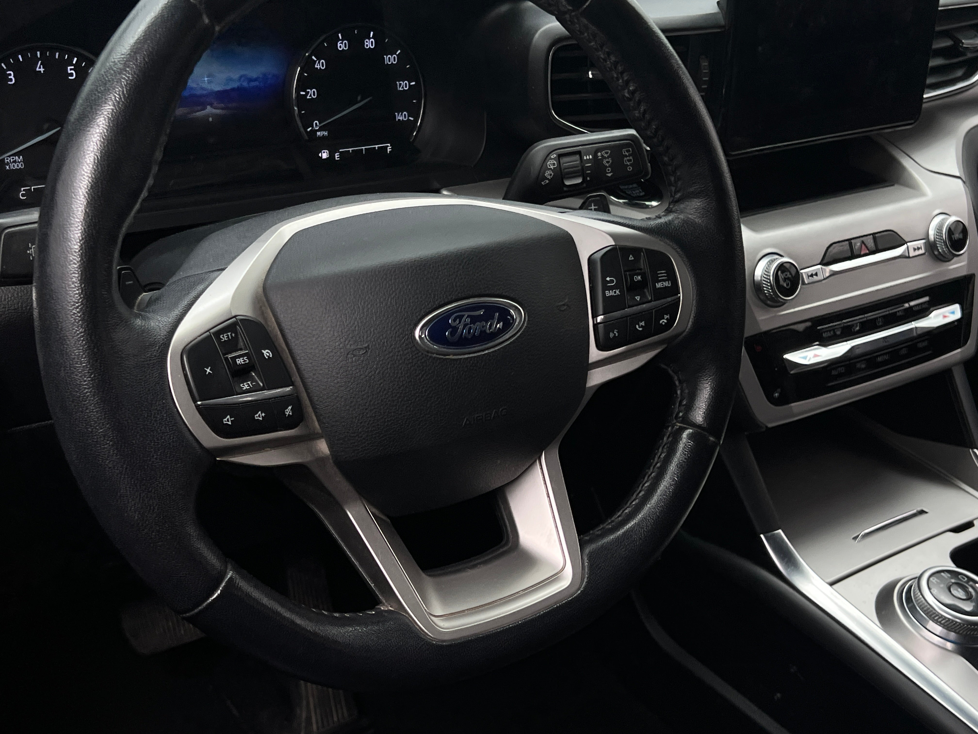 2020 Ford Explorer XLT 5