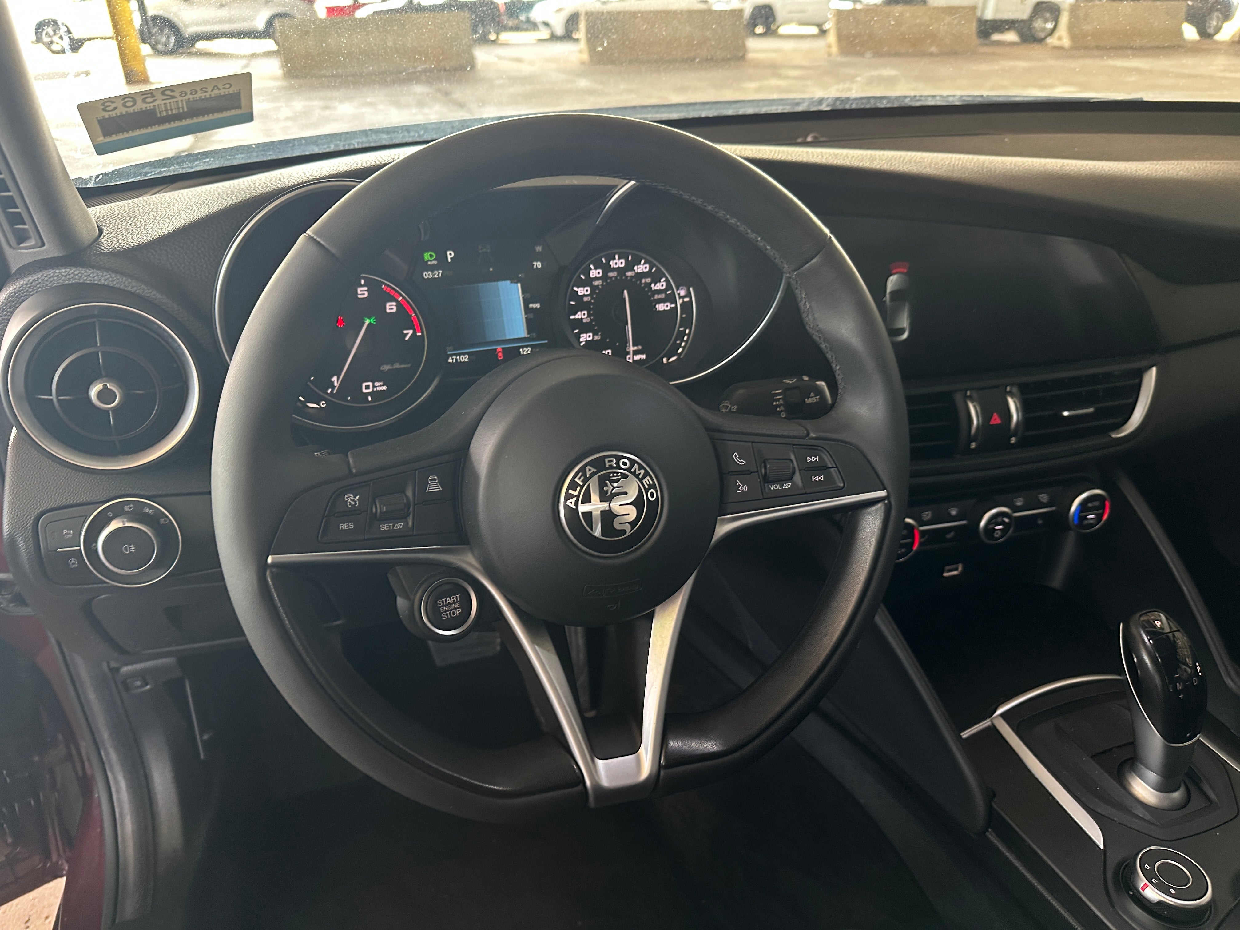 2017 Alfa Romeo Giulia Base 4