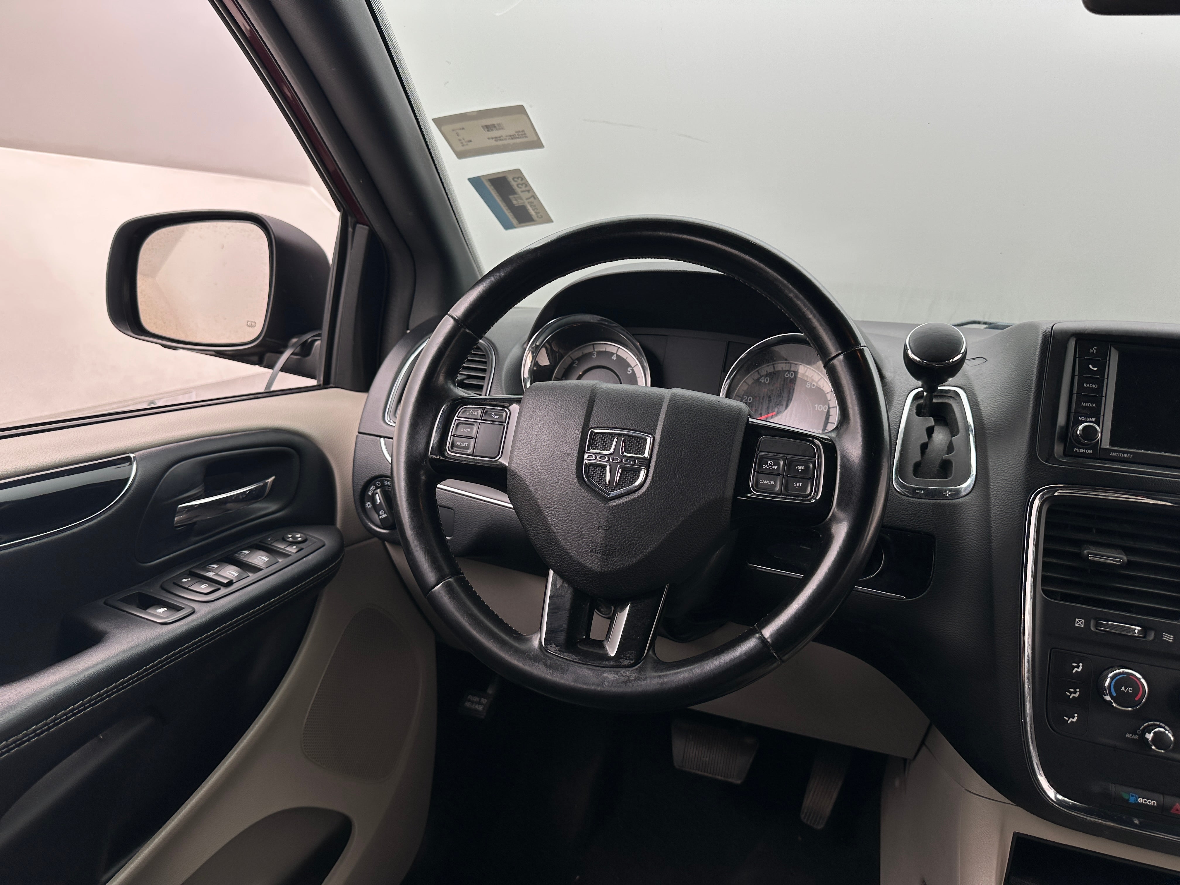 2020 Dodge Grand Caravan SXT 5