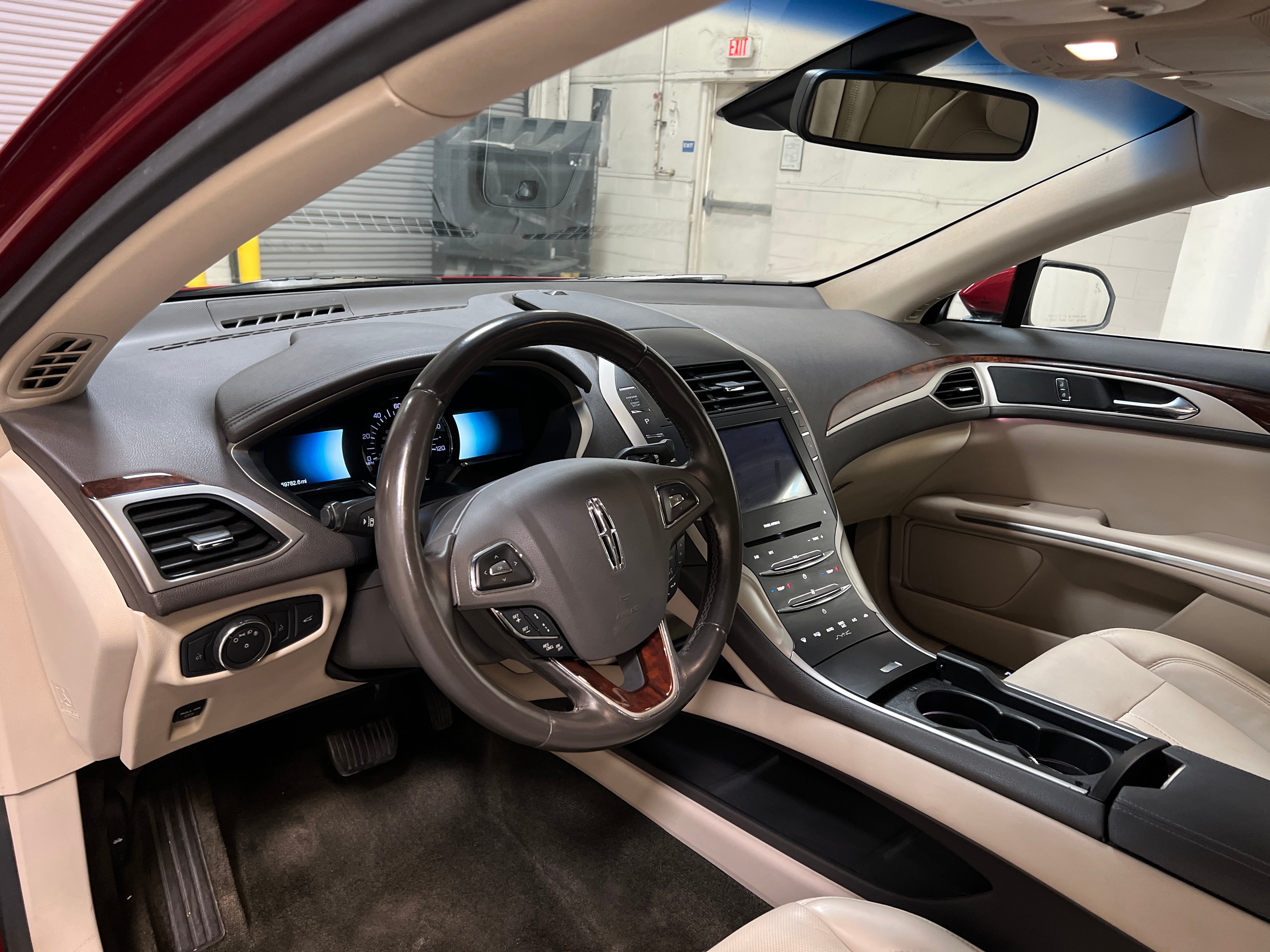 2016 Lincoln MKZ  2
