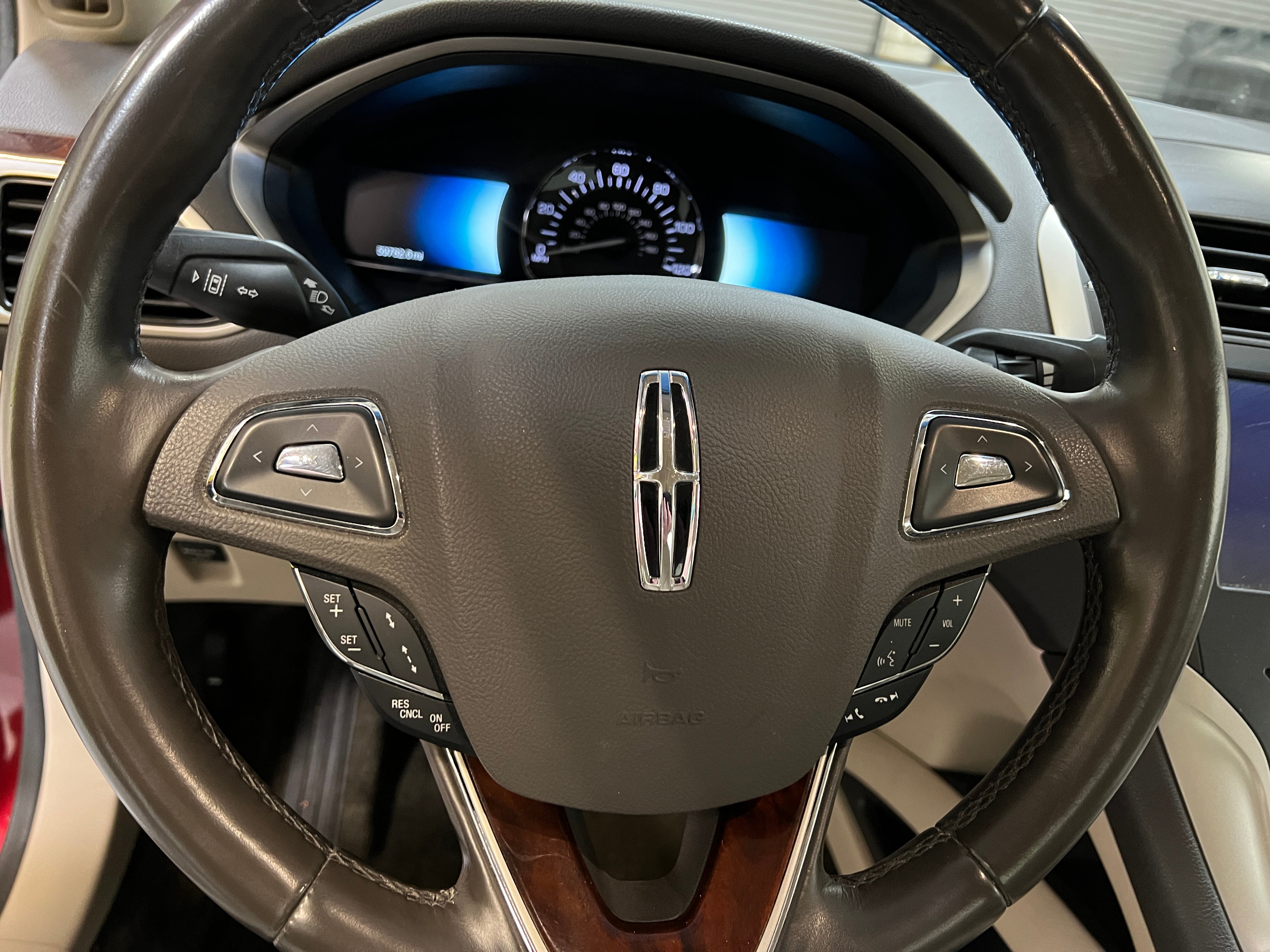 2016 Lincoln MKZ  4