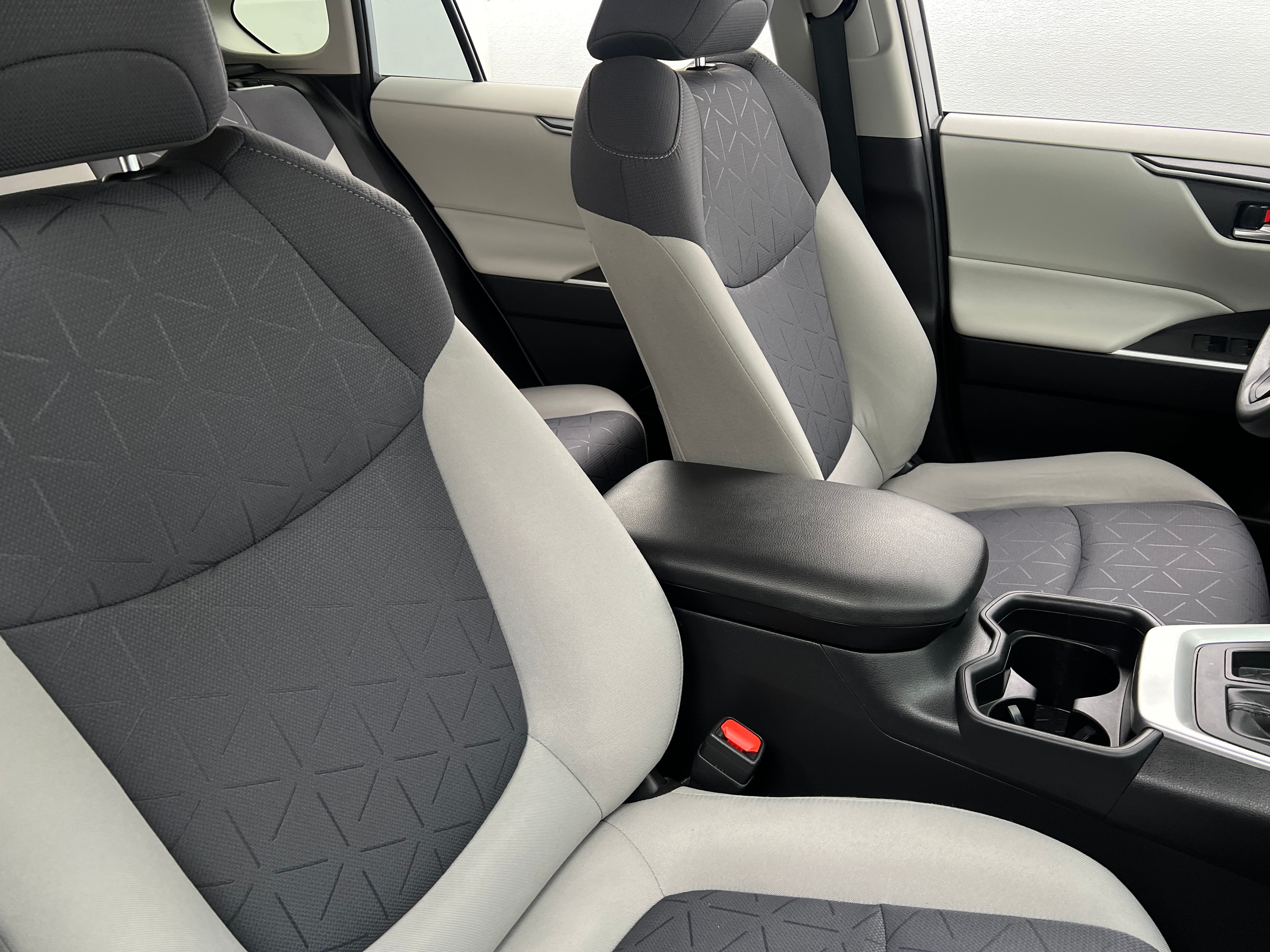Thumbnail: 2021 Toyota RAV4 - 2