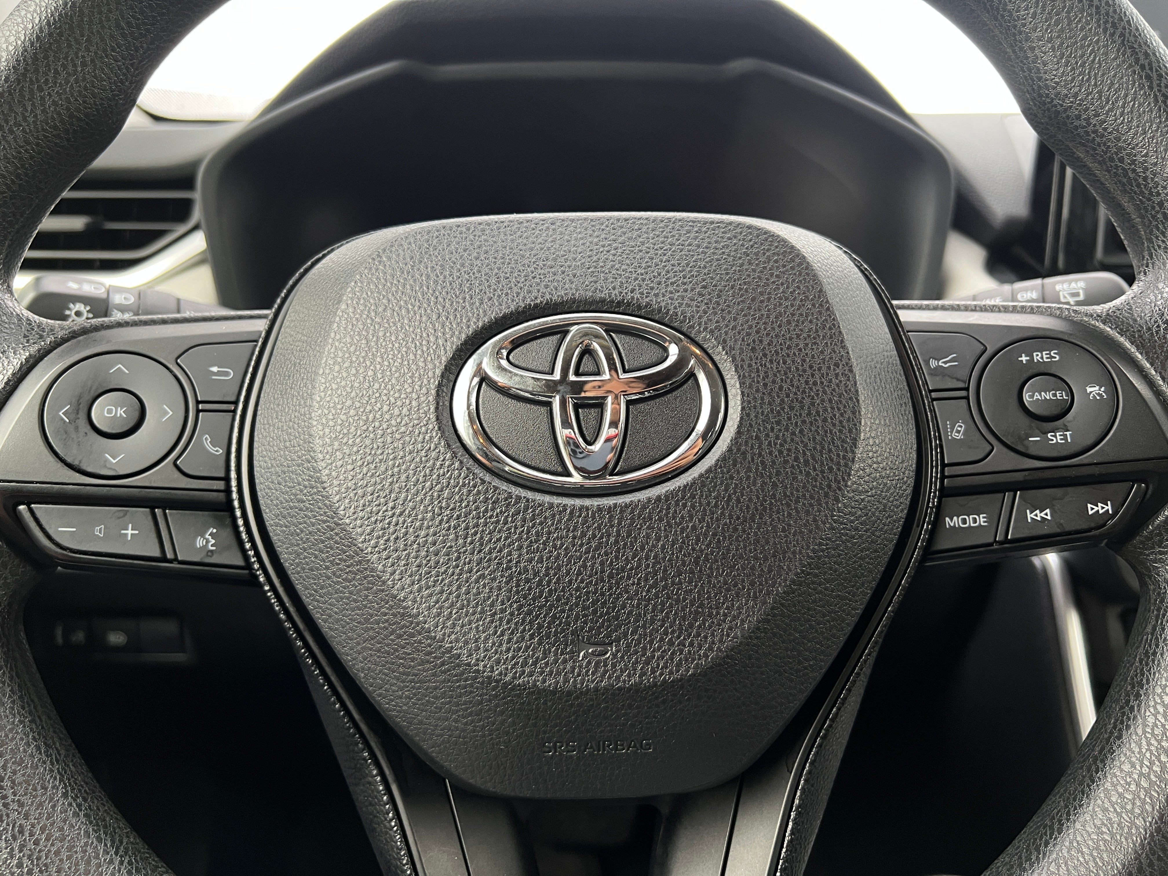 Thumbnail: 2021 Toyota RAV4 - 5