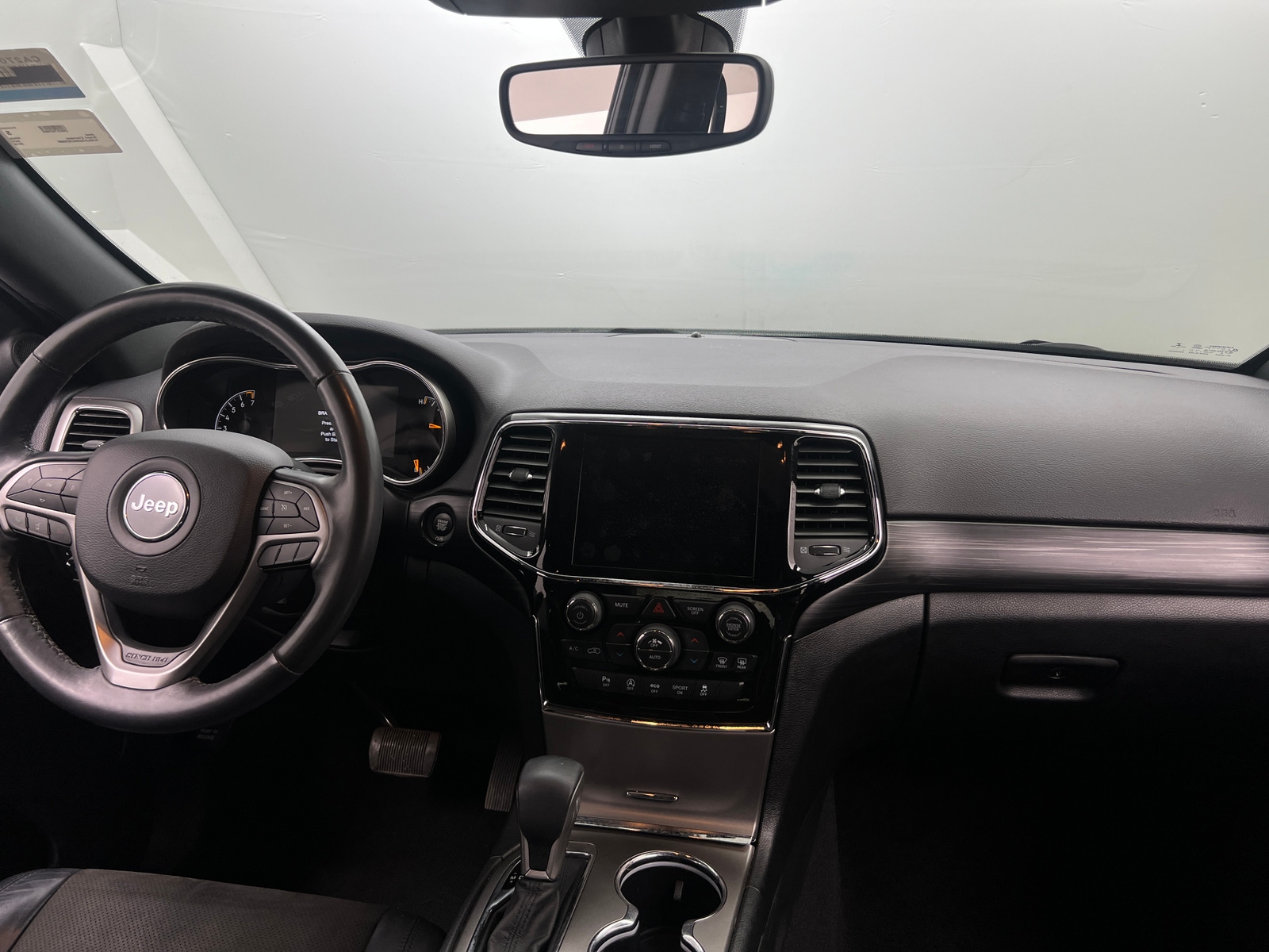 Thumbnail: 2019 Jeep Grand Cherokee - 3