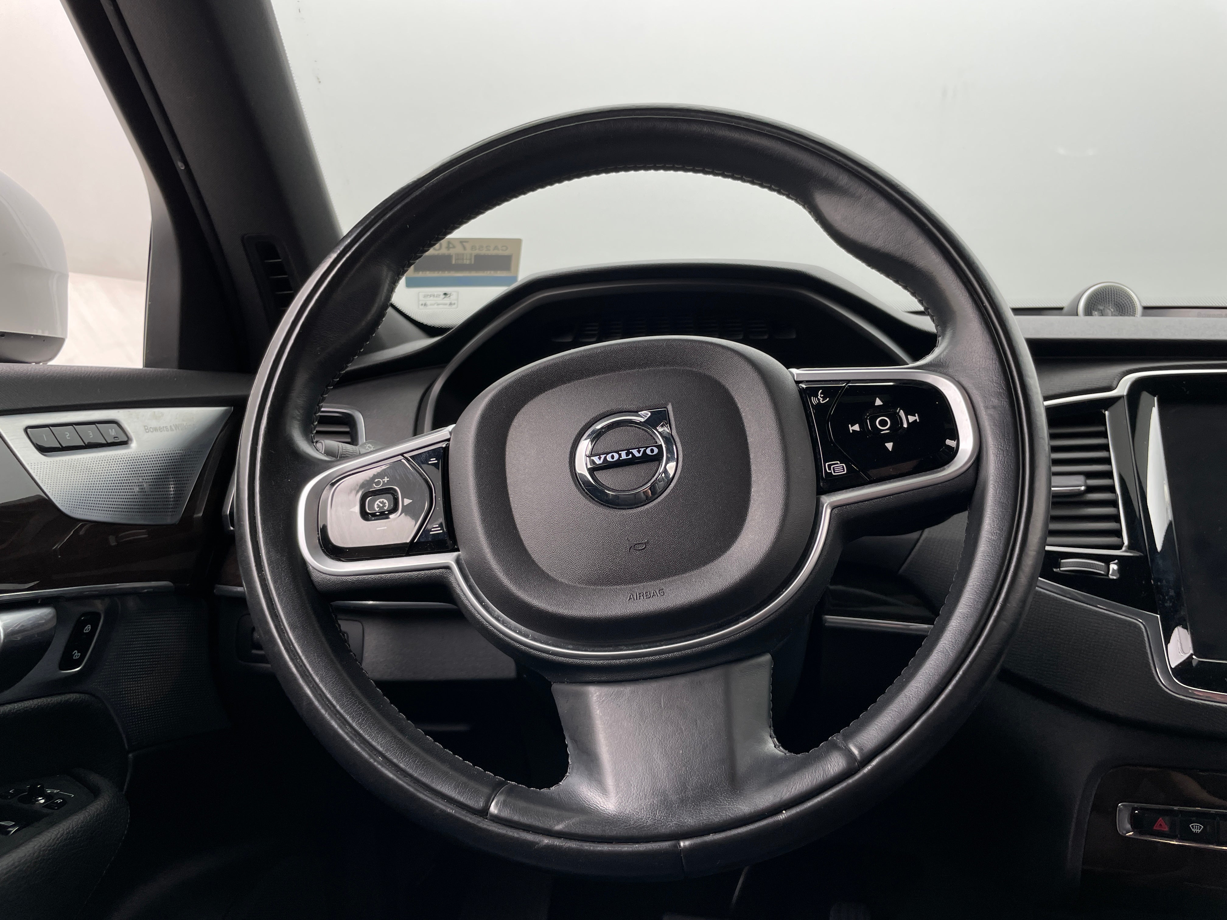 2018 Volvo XC90 T6 Momentum 4