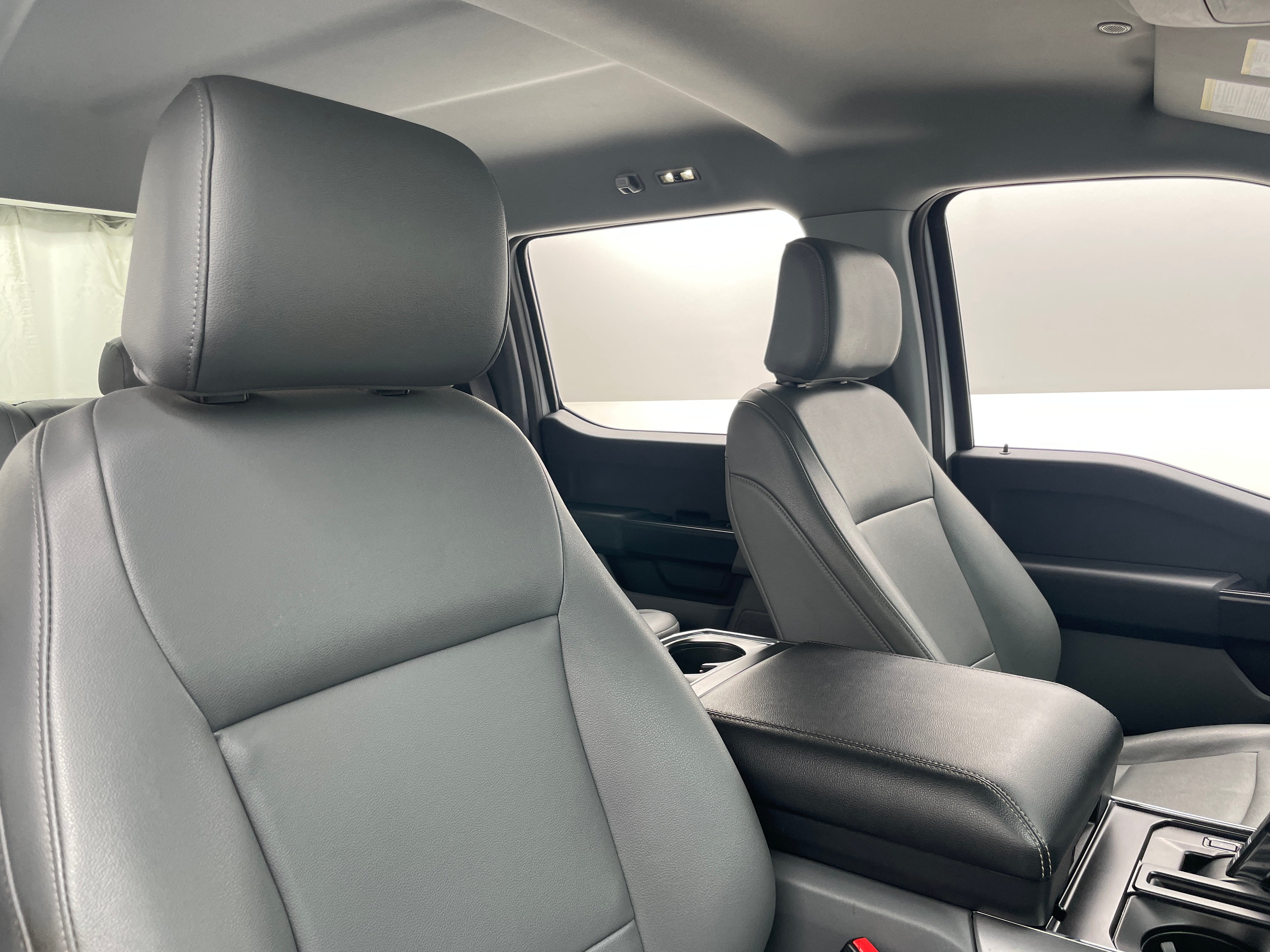 2022 Ford F-150 Lightning Pro 2