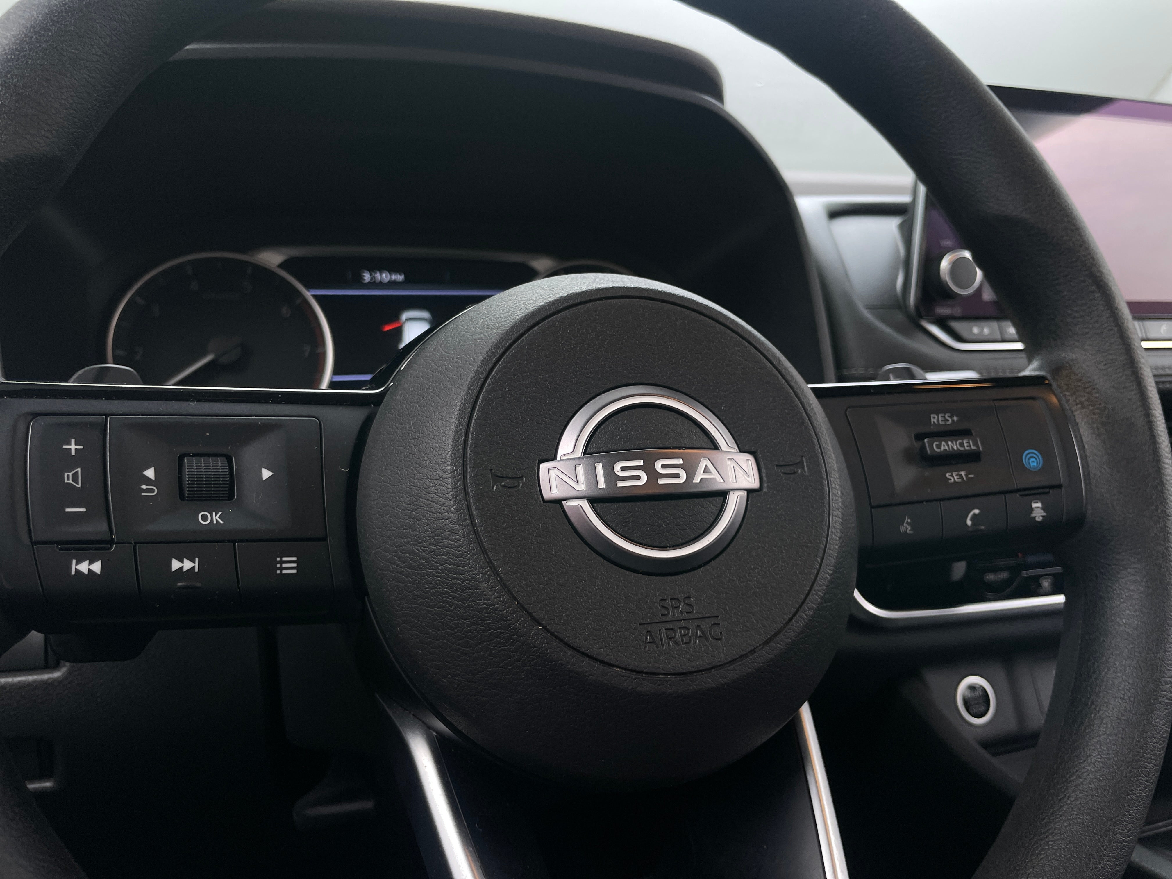 2022 Nissan Rogue SV 5