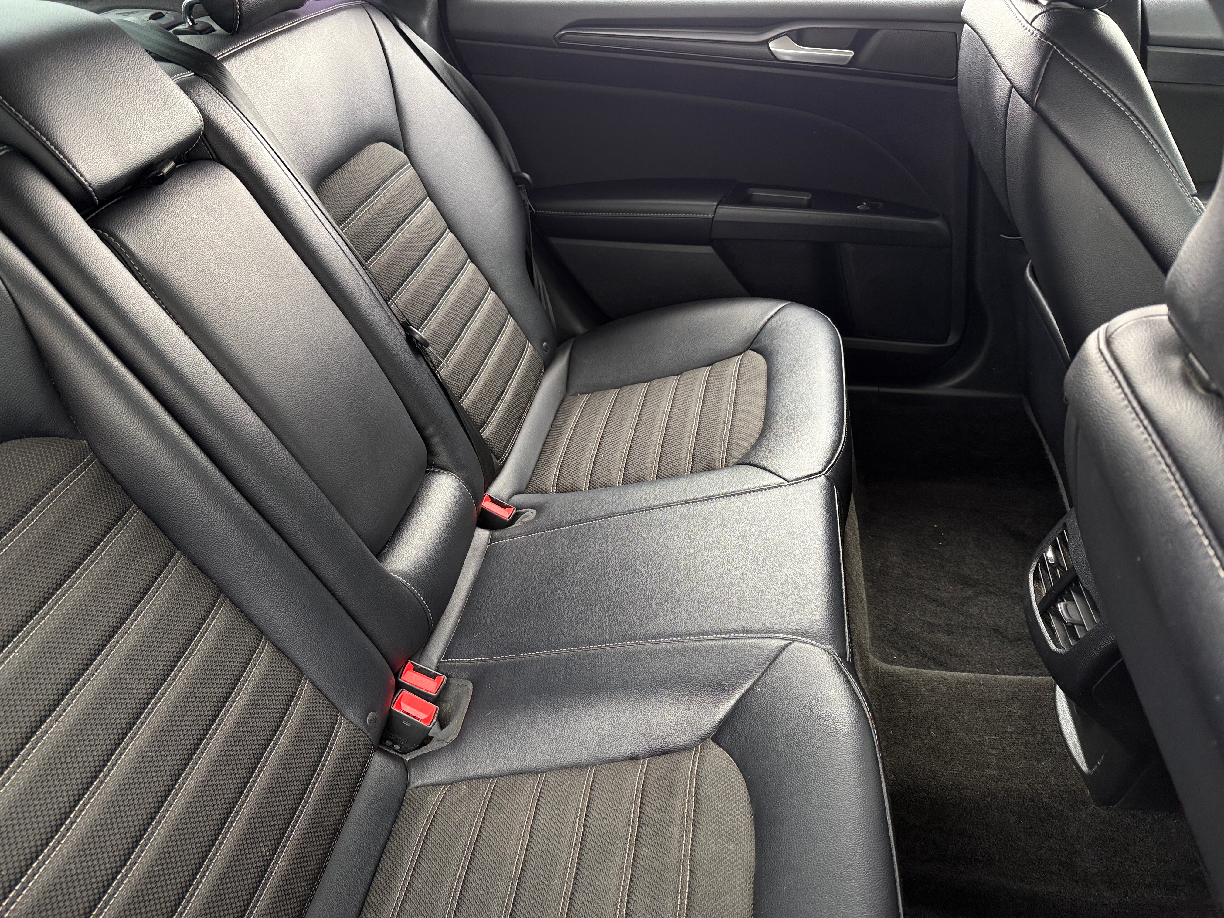 2018 Ford Fusion SE 6