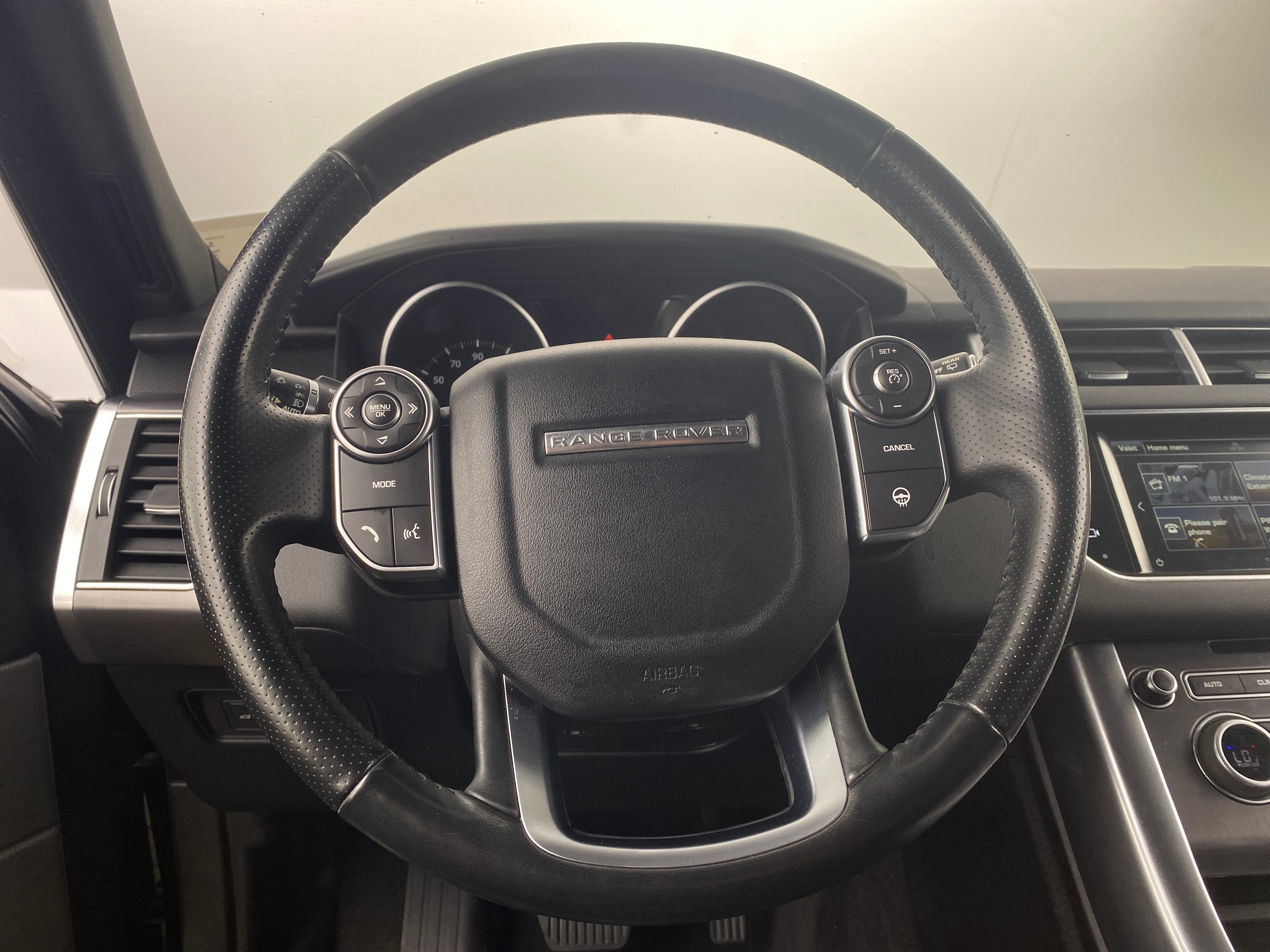 2016 Land Rover Range Rover Sport SE 4