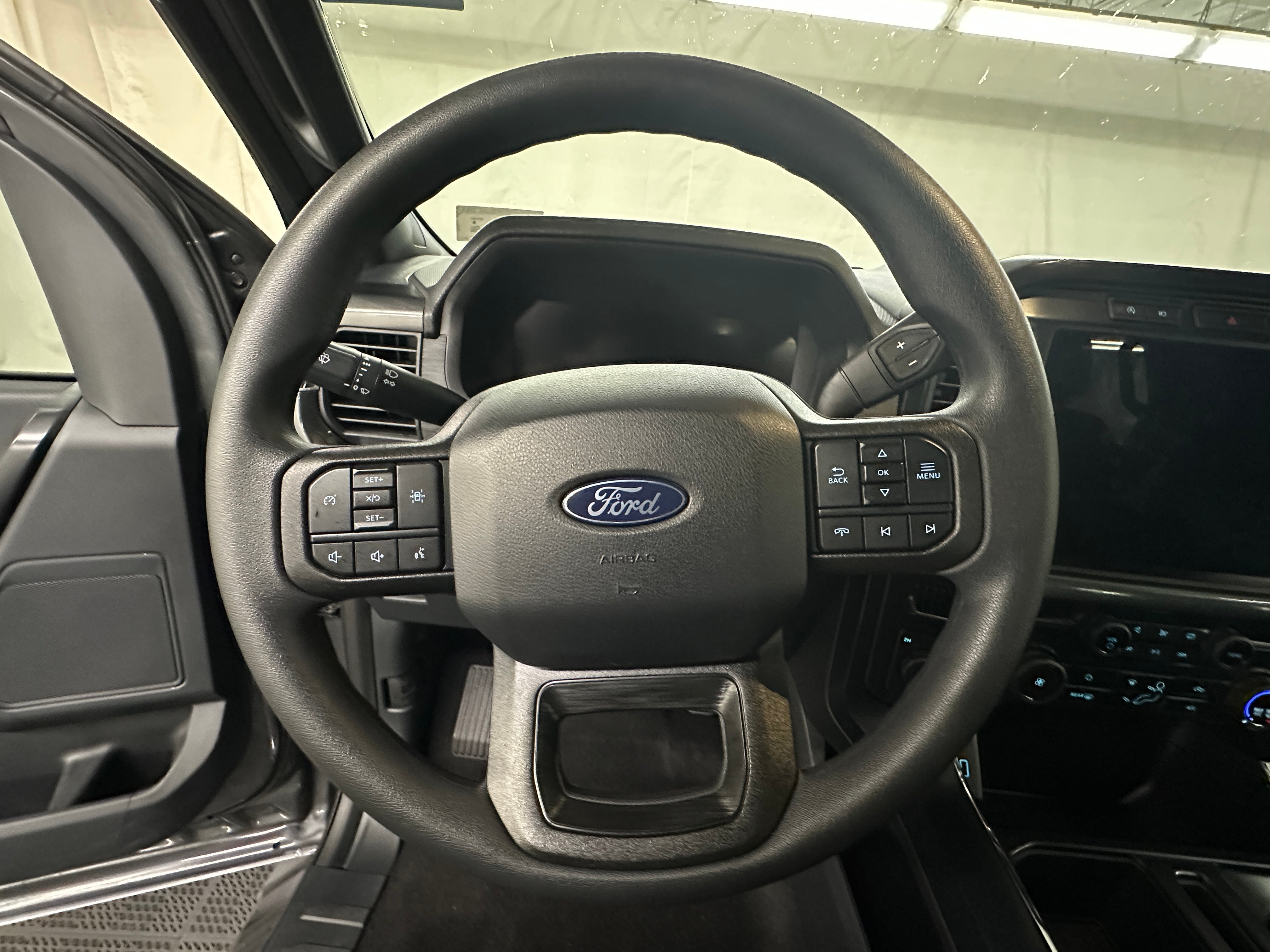 2024 Ford Econoline E-150 5