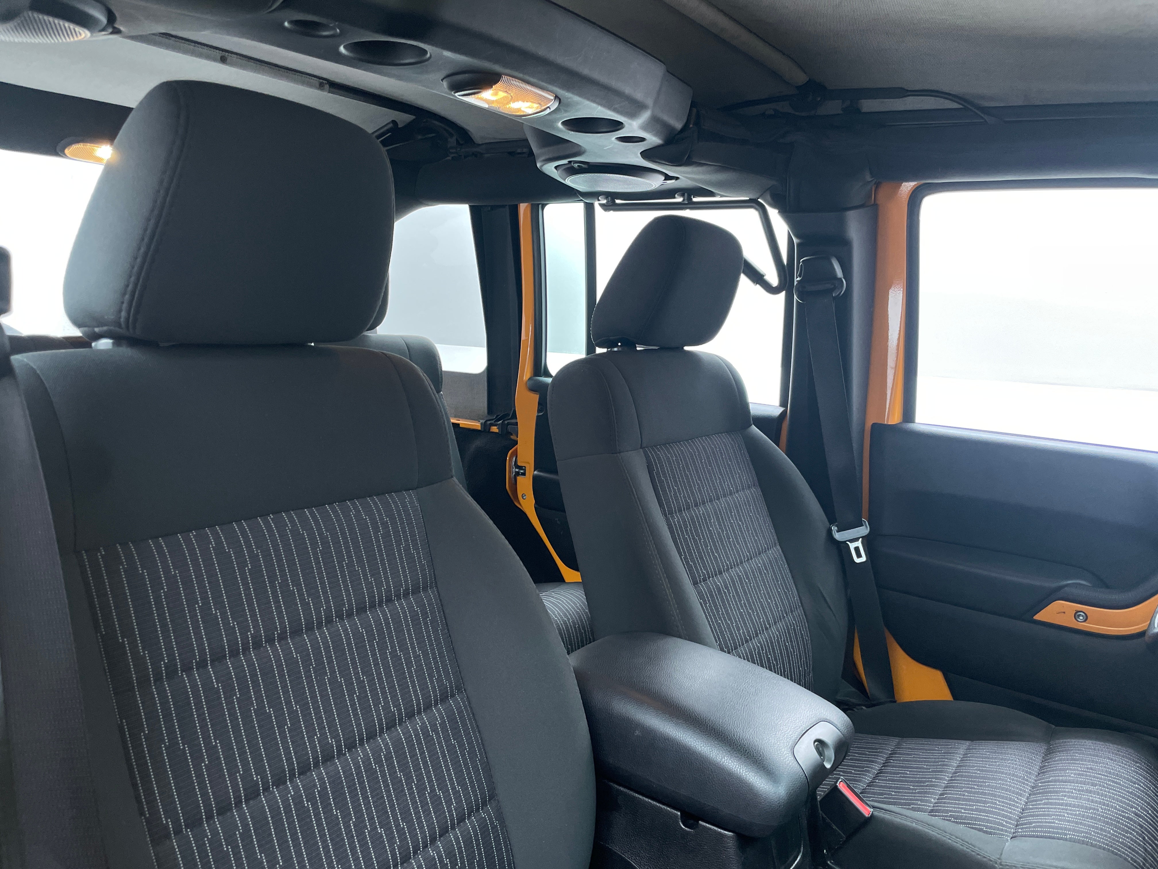 2012 Jeep Wrangler Unlimited Sport 2