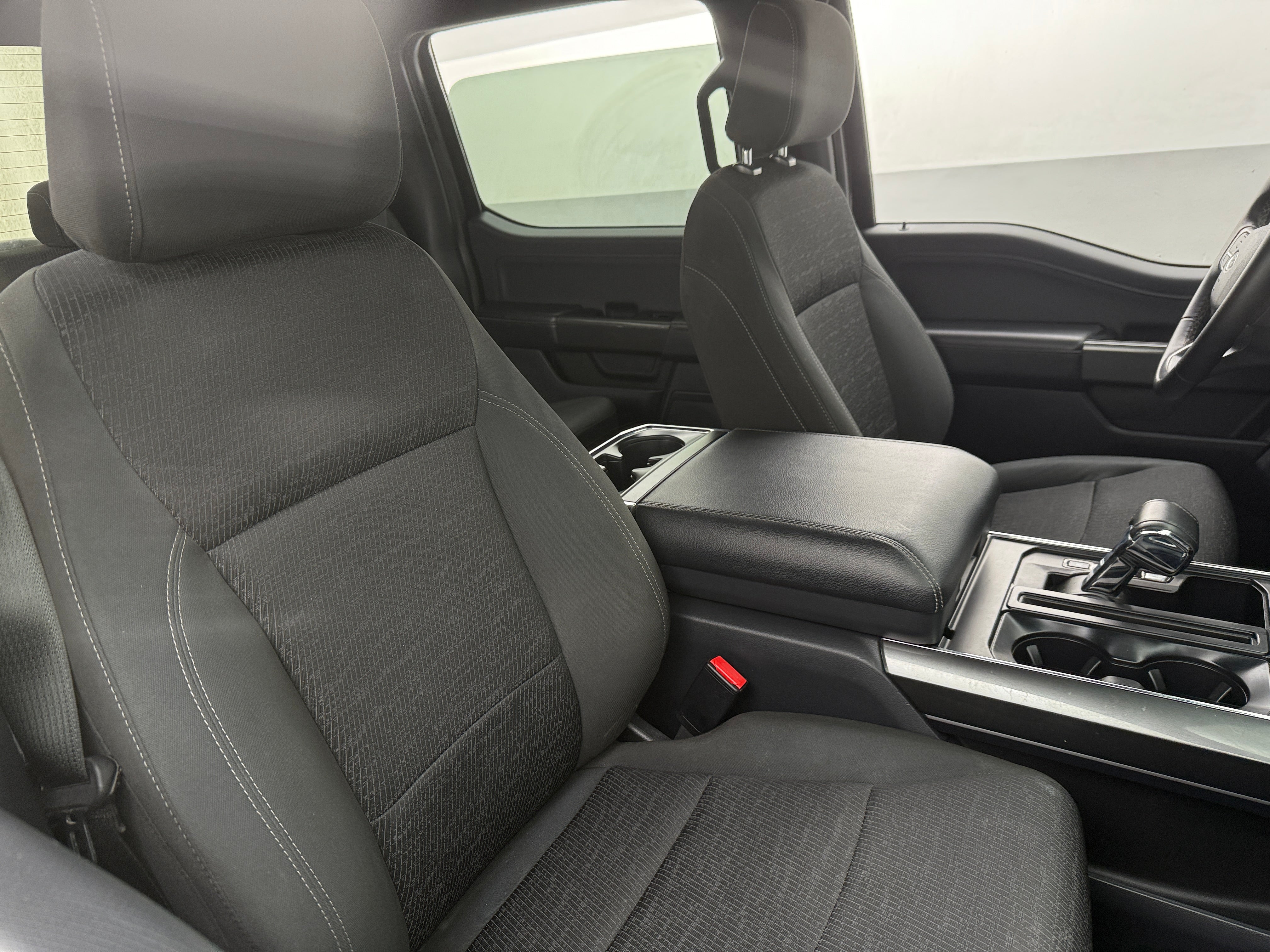 2023 Ford Econoline E-150 2
