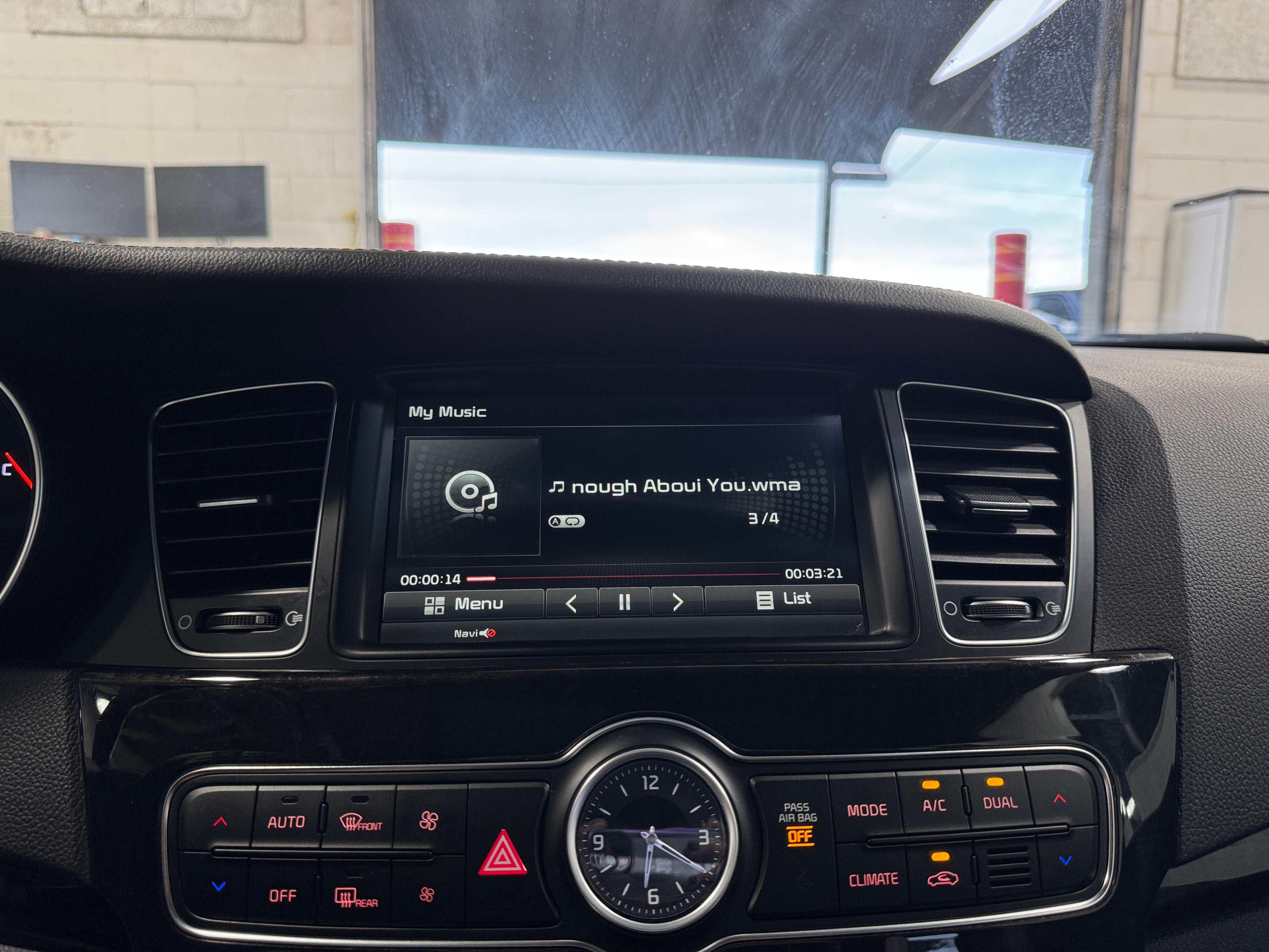 2014 Kia Cadenza Limited 3