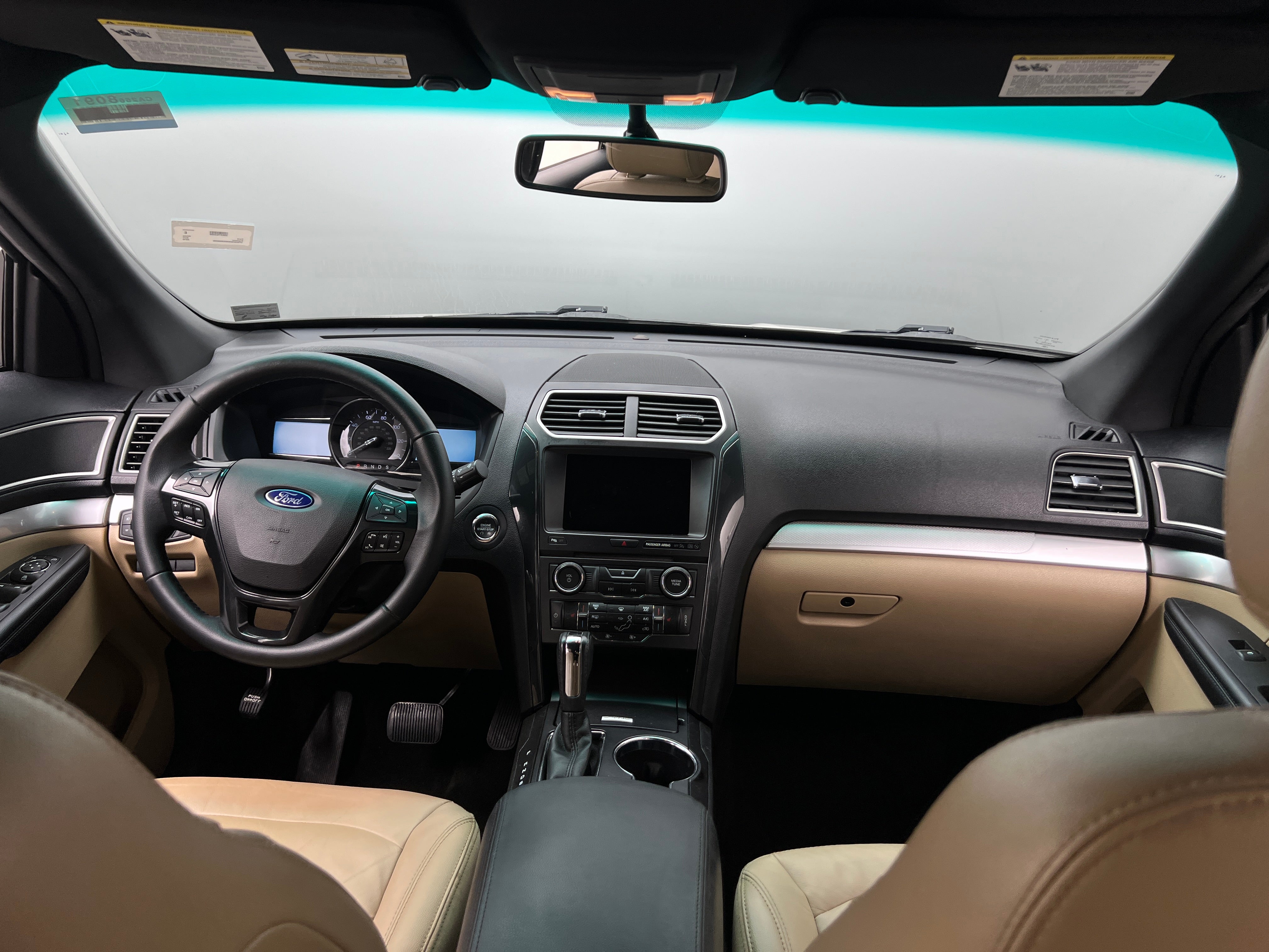 2016 Ford Explorer XLT 3