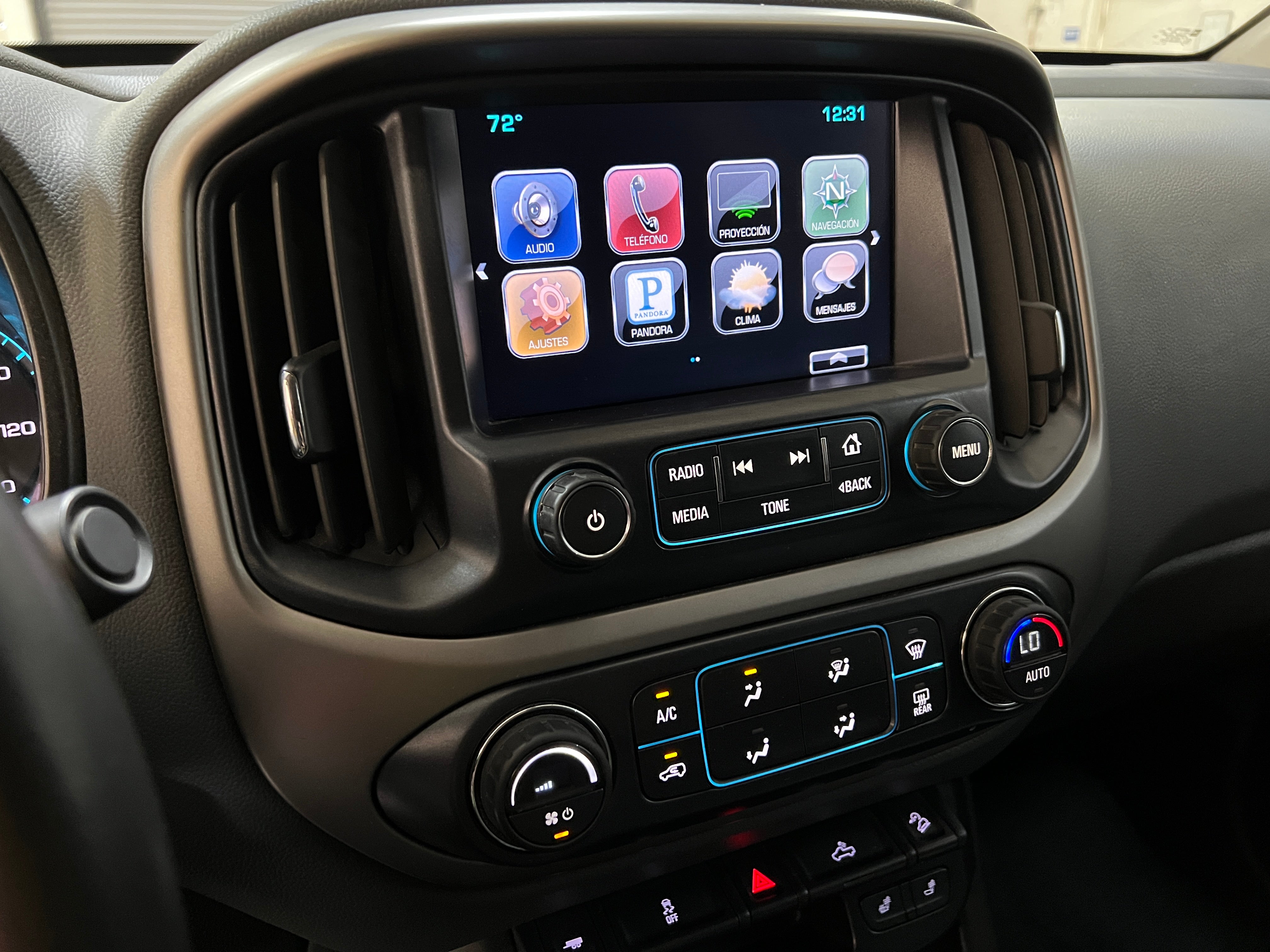 2016 Chevrolet Colorado Z71 3