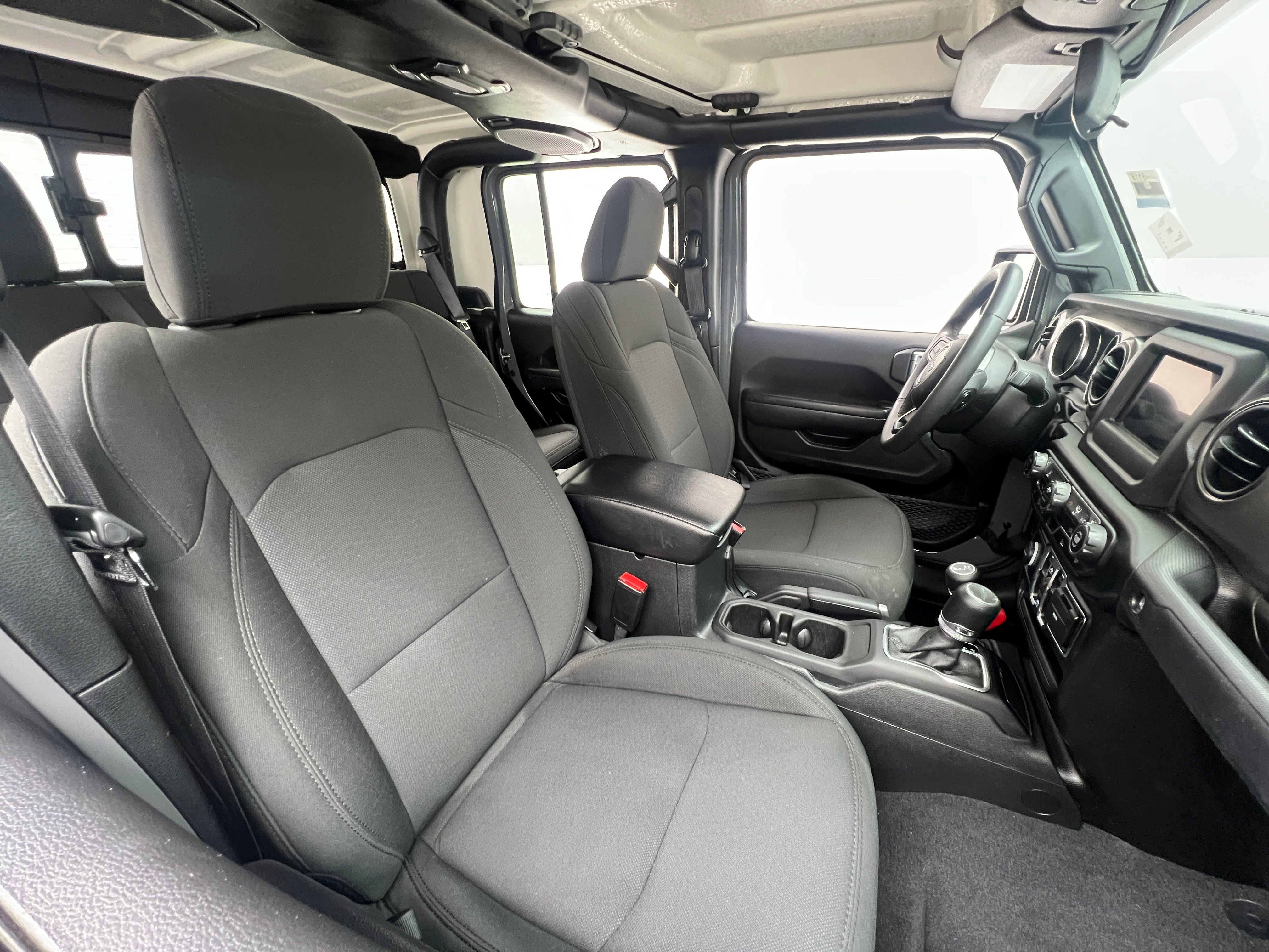 2023 Jeep Gladiator Sport S 2