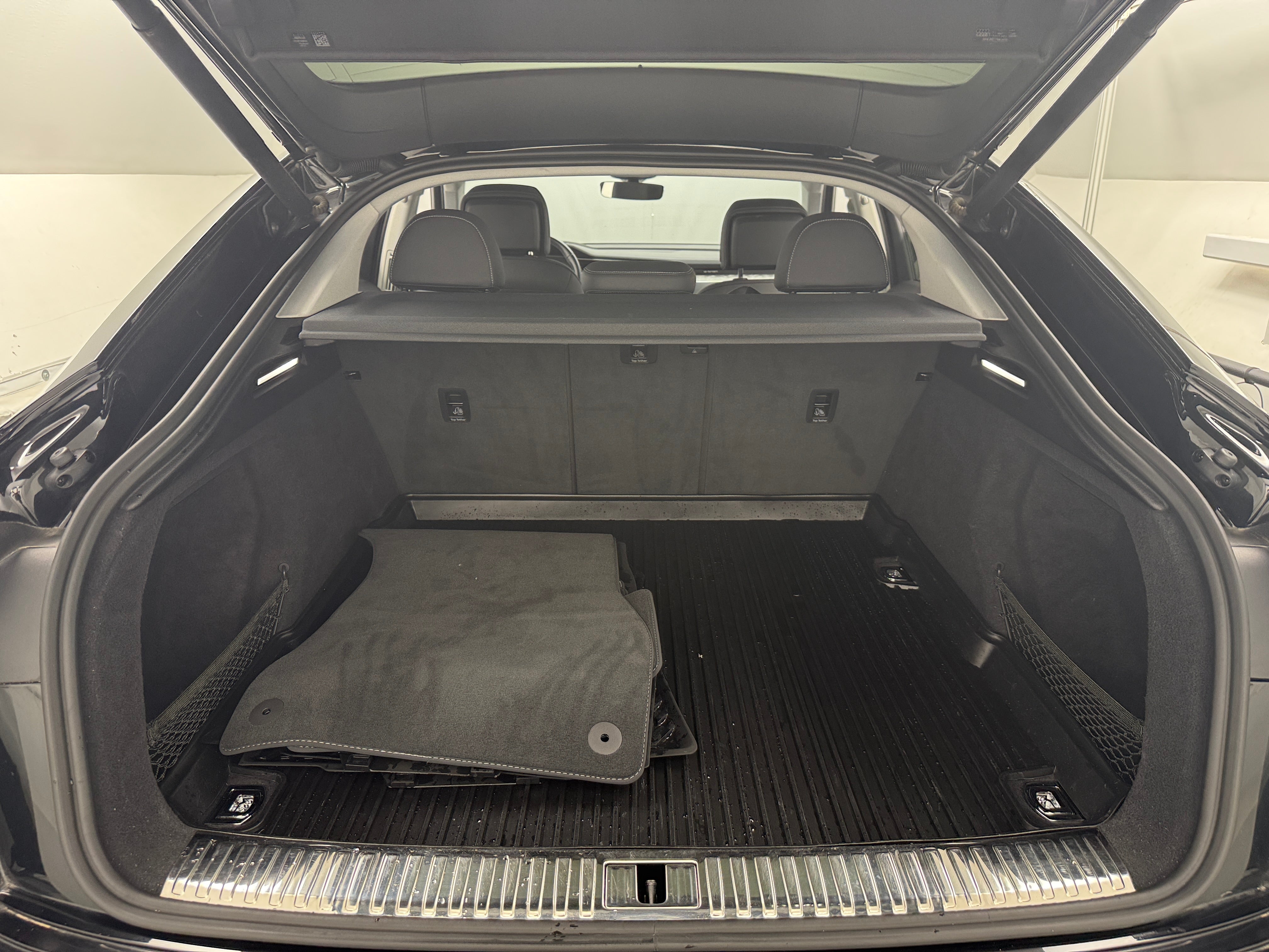2021 Audi e-tron S Premium Plus 6