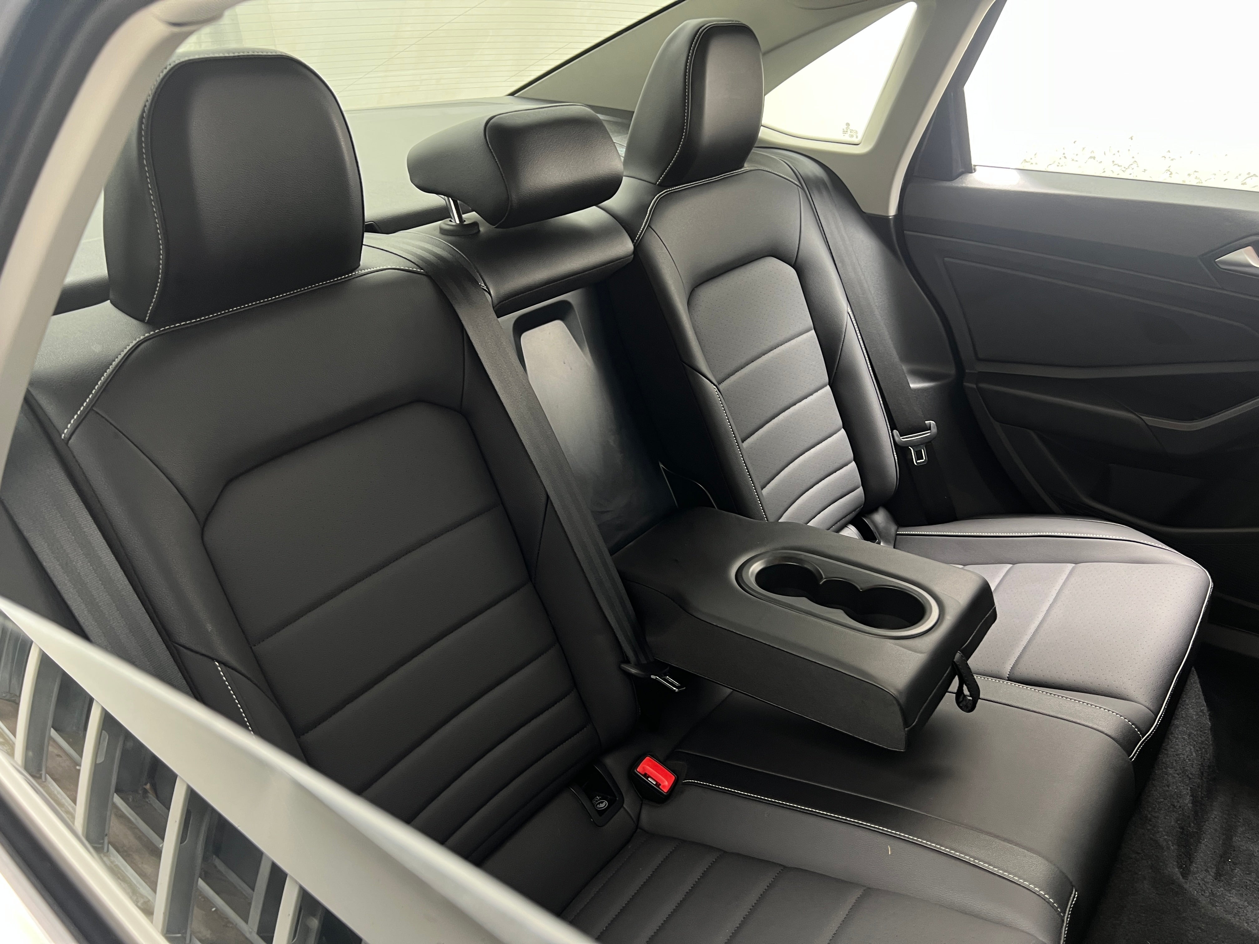 2022 Volkswagen Jetta SE 5