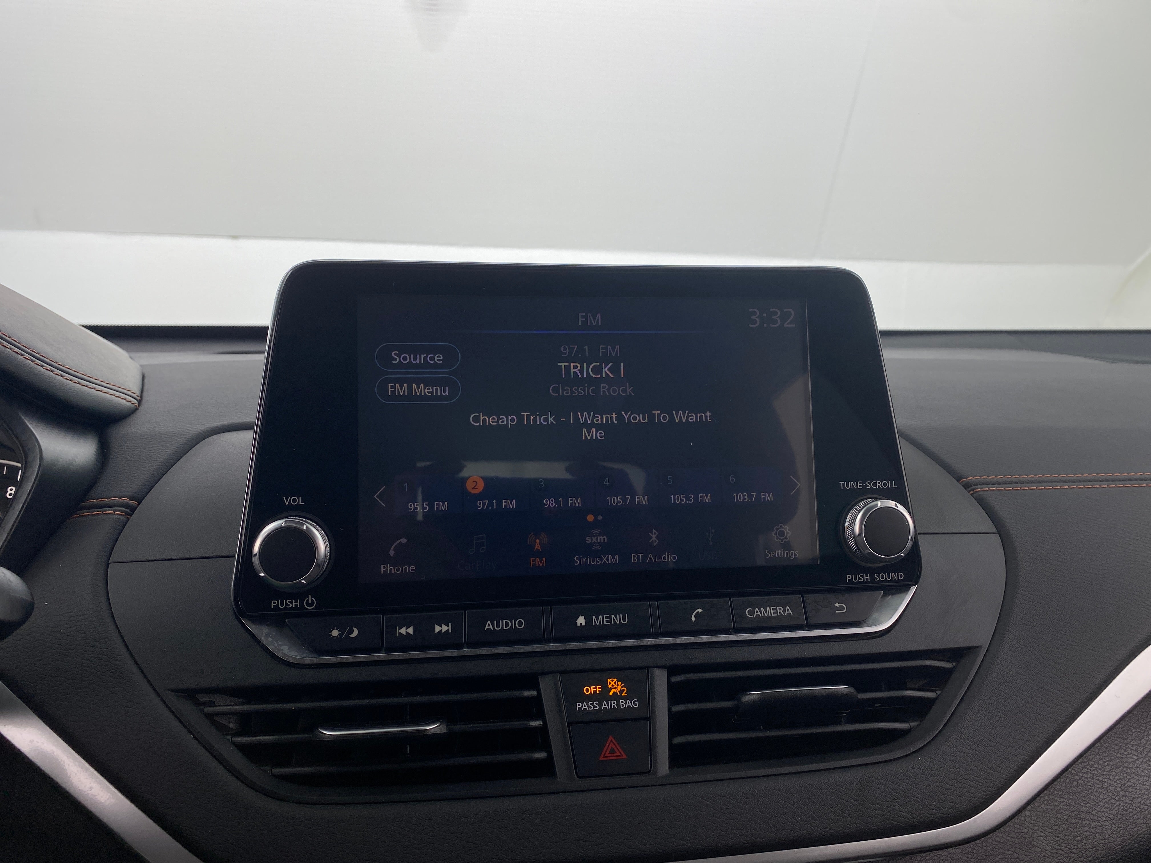 2020 Nissan Altima SR 4