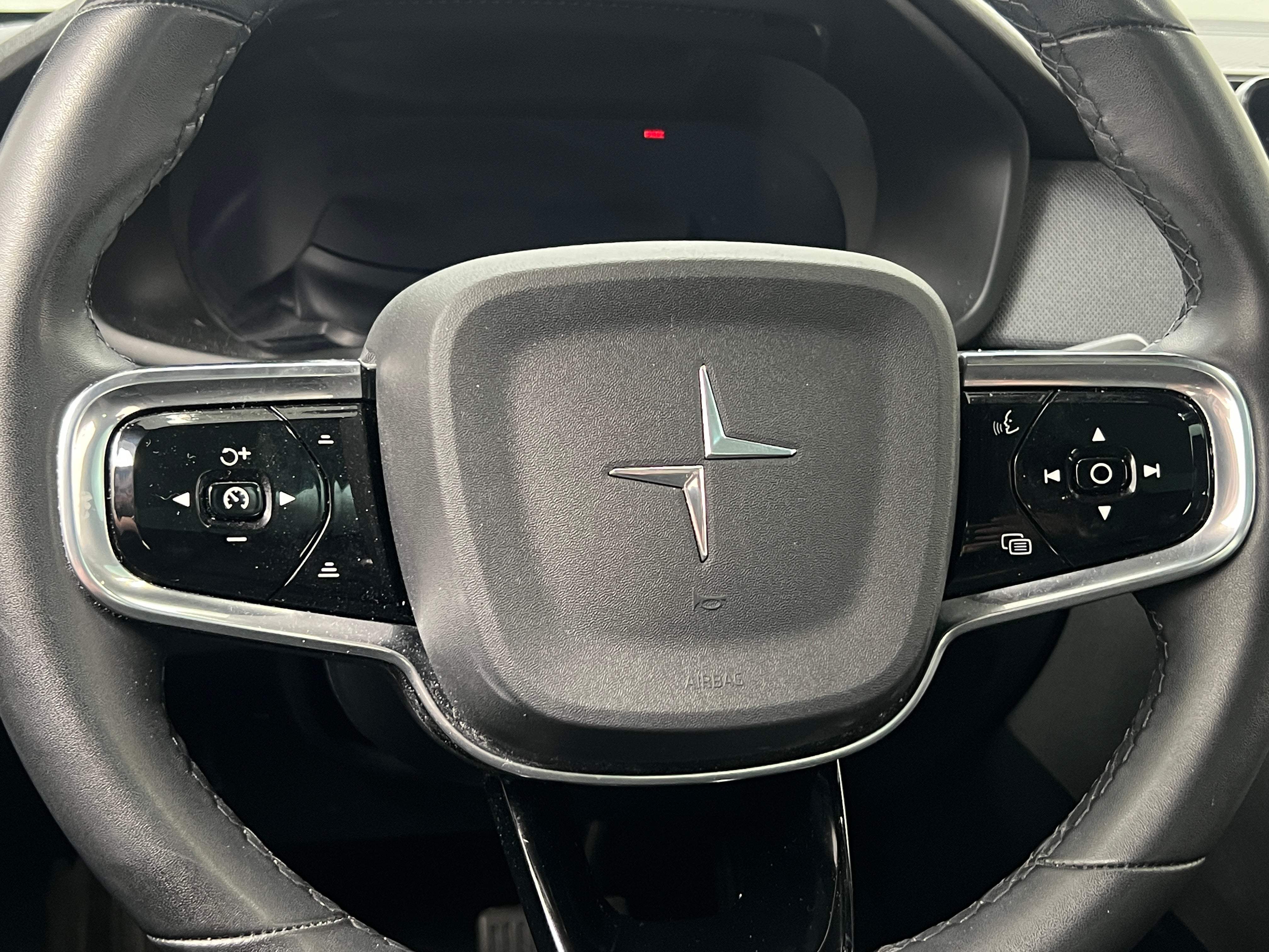 2021 Polestar 2  5