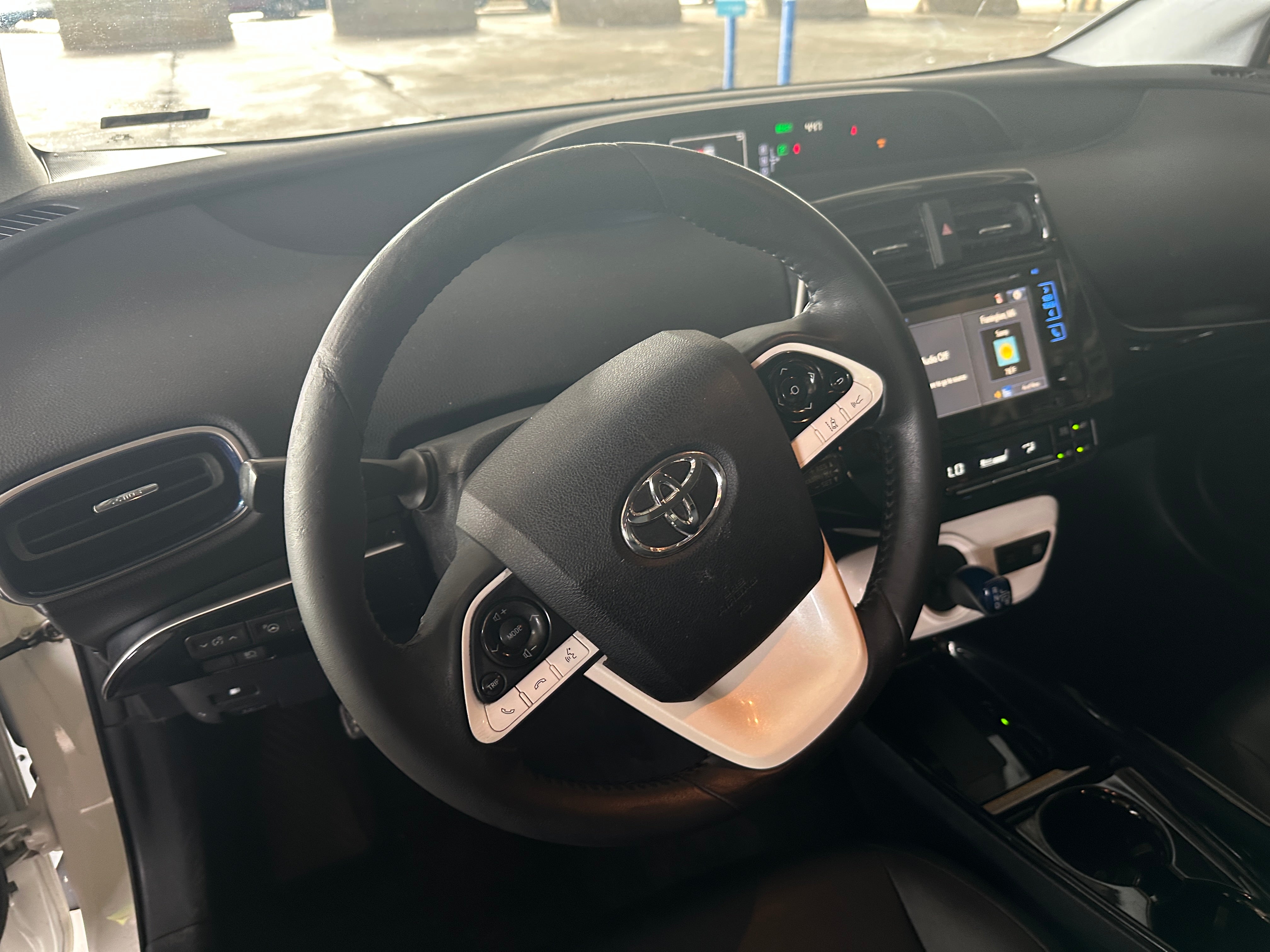2017 Toyota Prius Three Touring 4