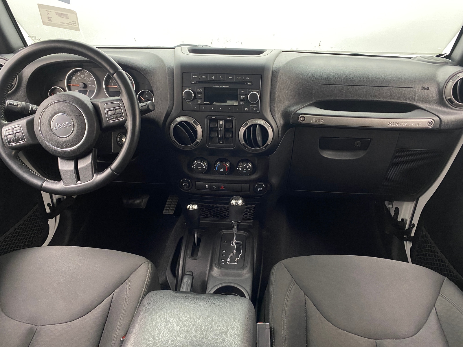 Thumbnail: 2015 Jeep Wrangler - 3