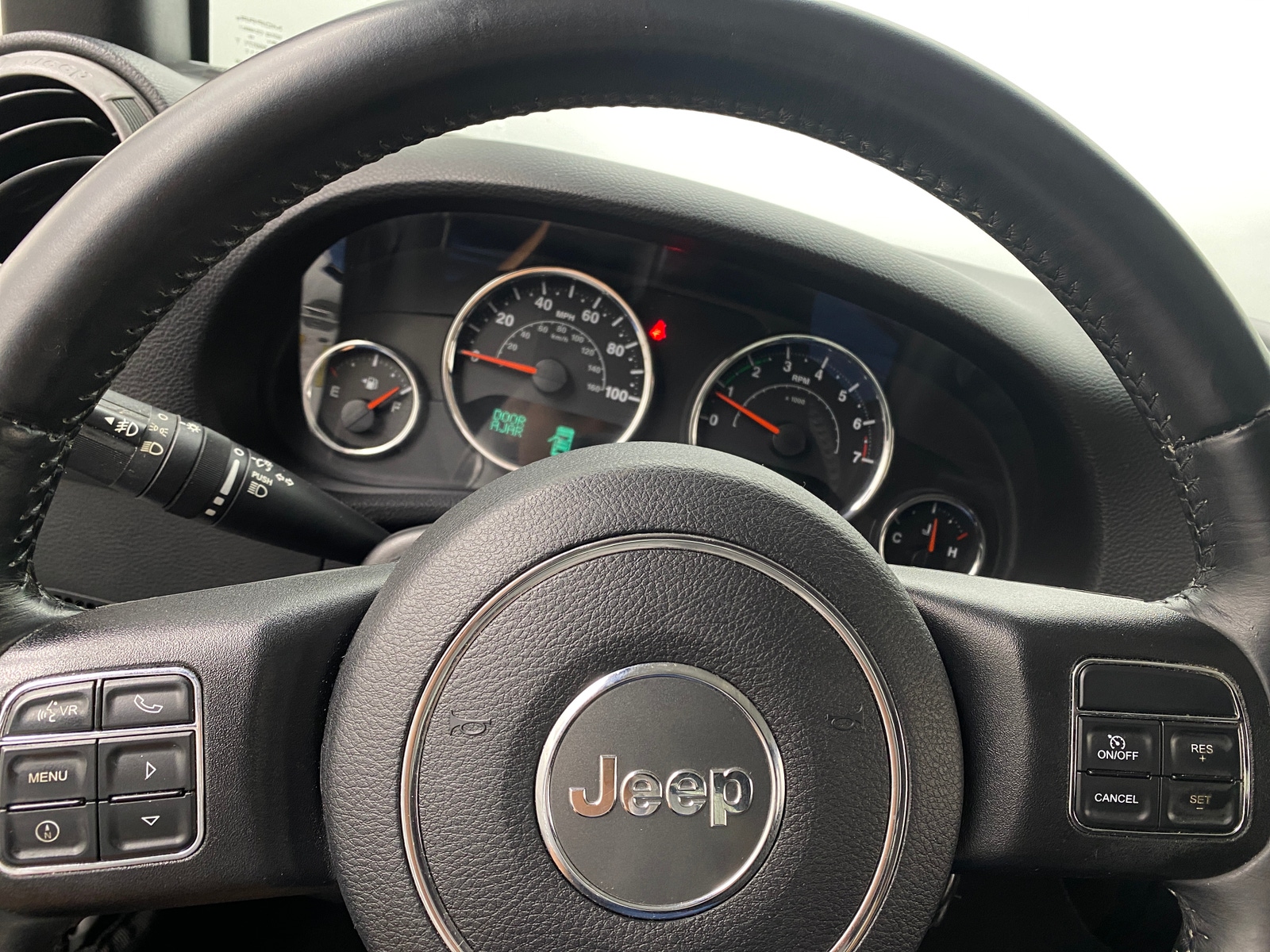 Thumbnail: 2015 Jeep Wrangler - 5