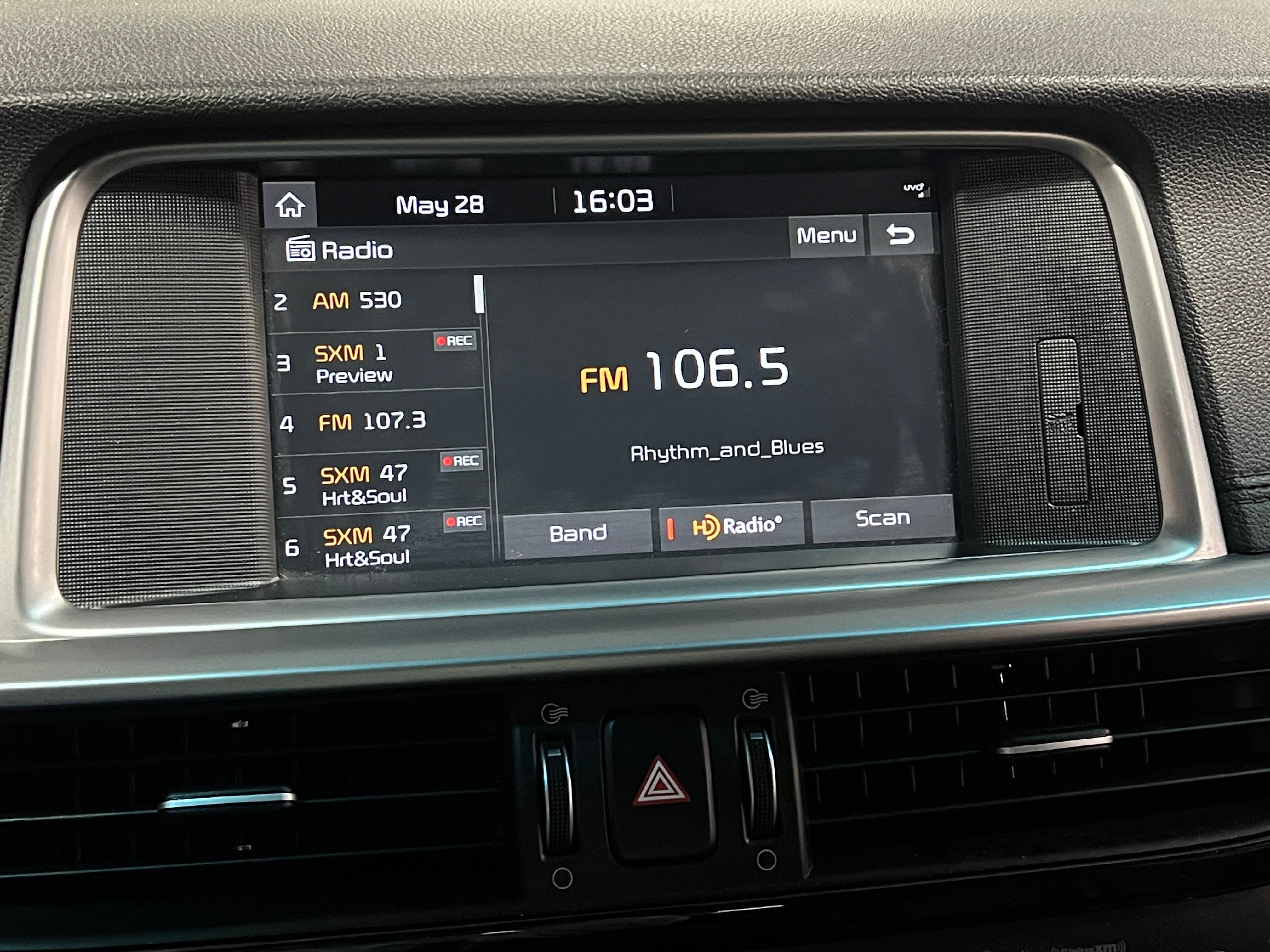 2020 Kia Optima Premium 3