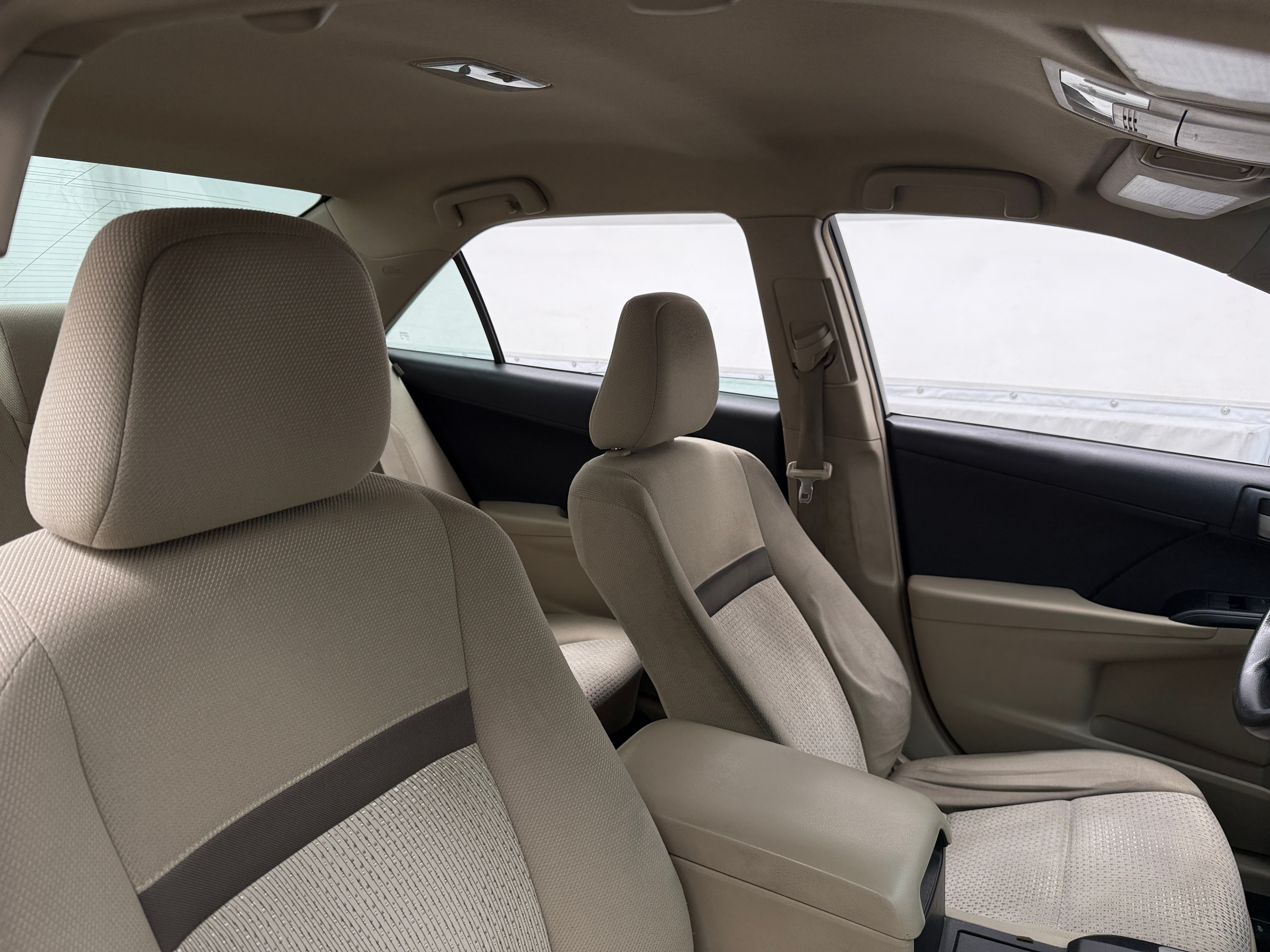 2014 Toyota Camry LE 2