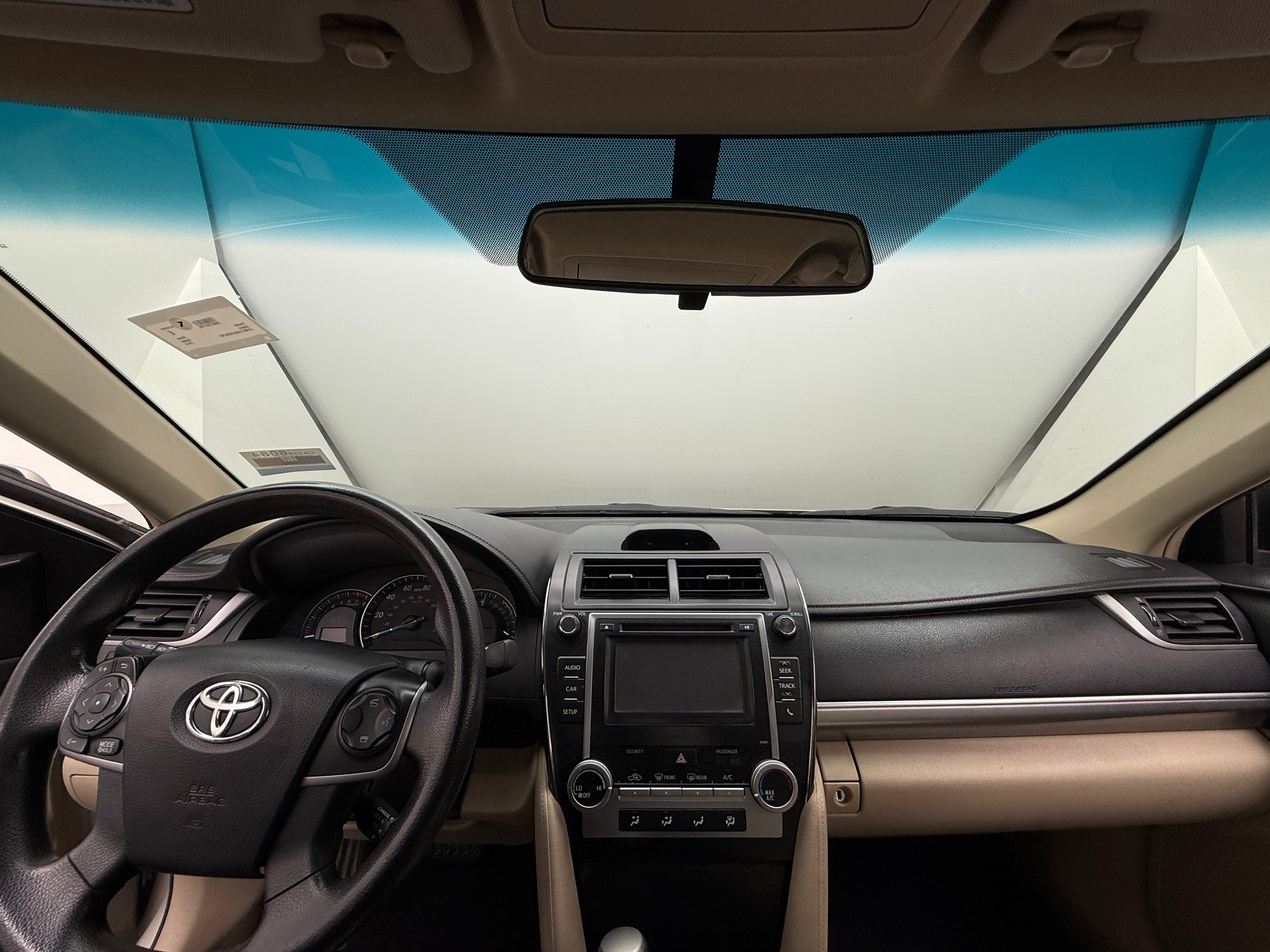2014 Toyota Camry LE 3