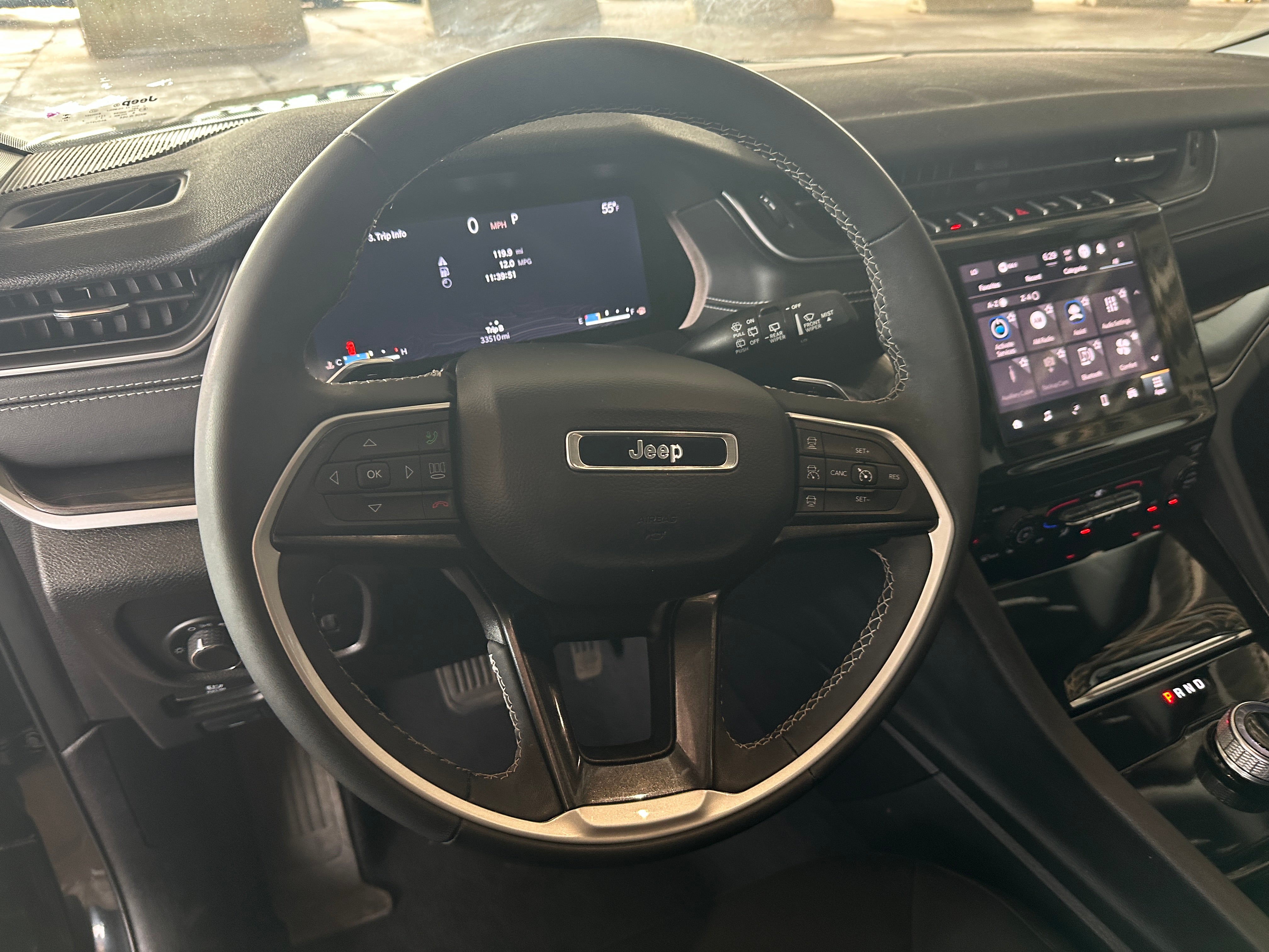 2023 Jeep Grand Cherokee L Laredo 5