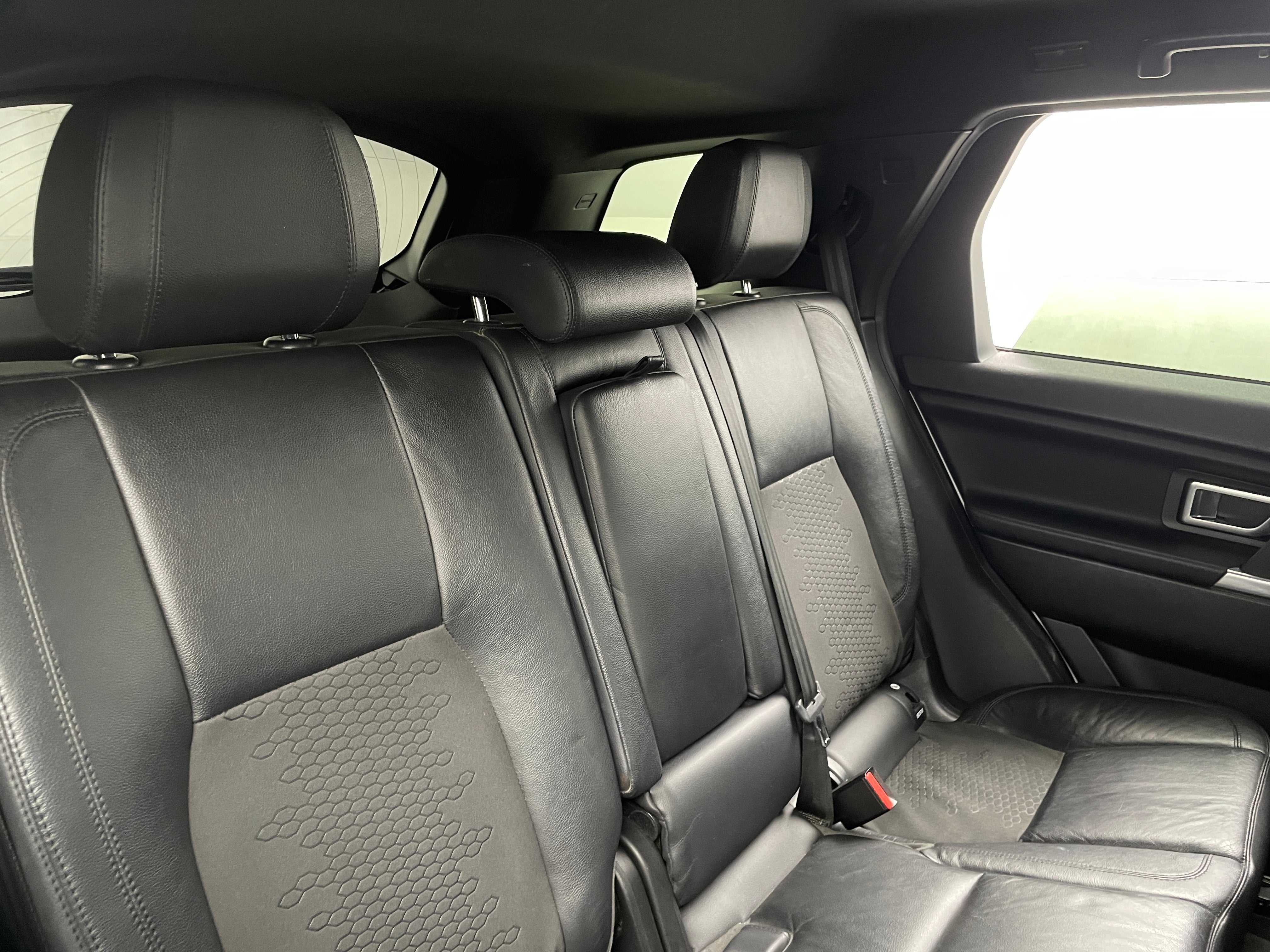 2017 Land Rover Discovery Sport SE 5