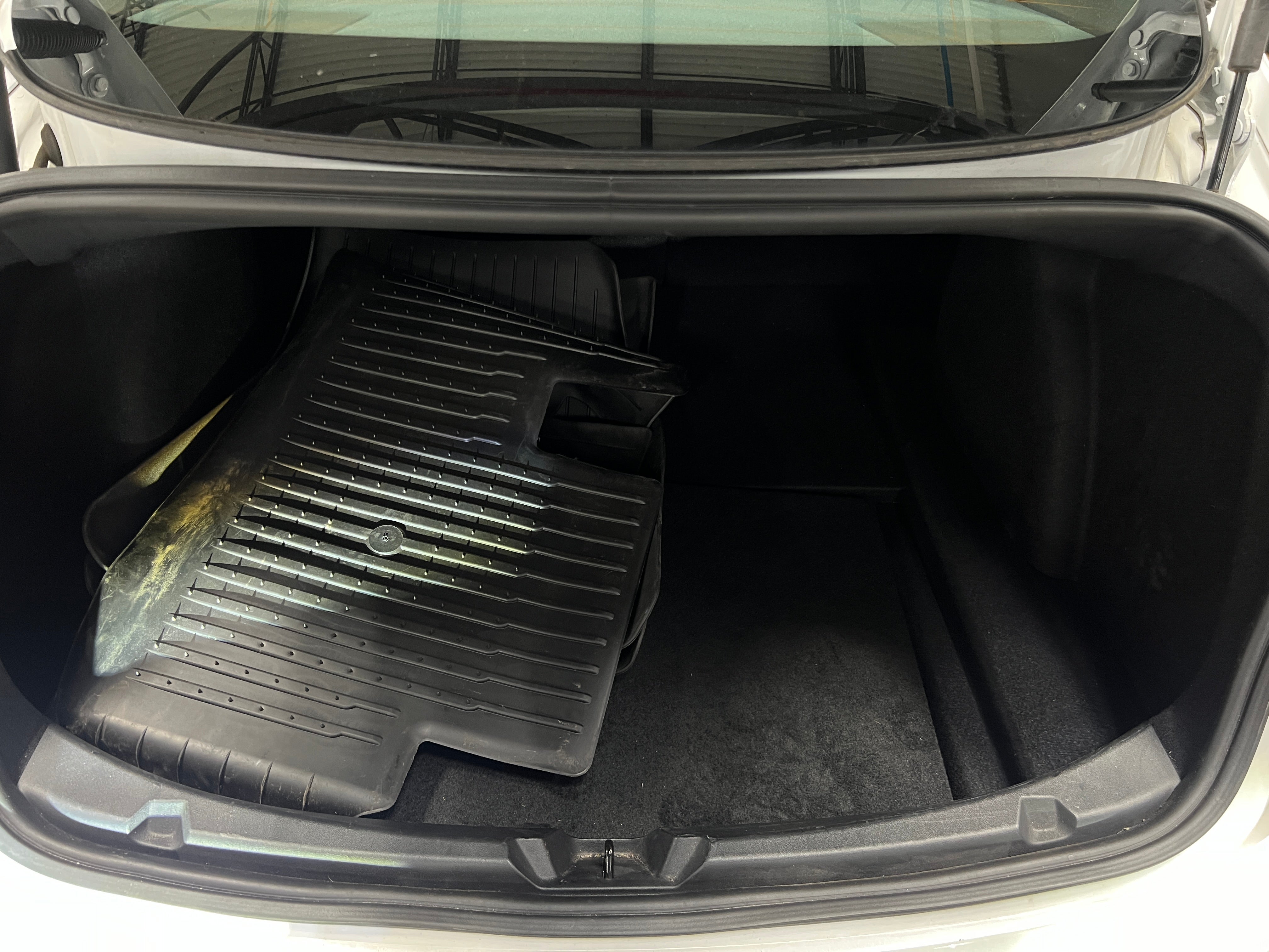 2021 Tesla Model 3 Standard Range 6