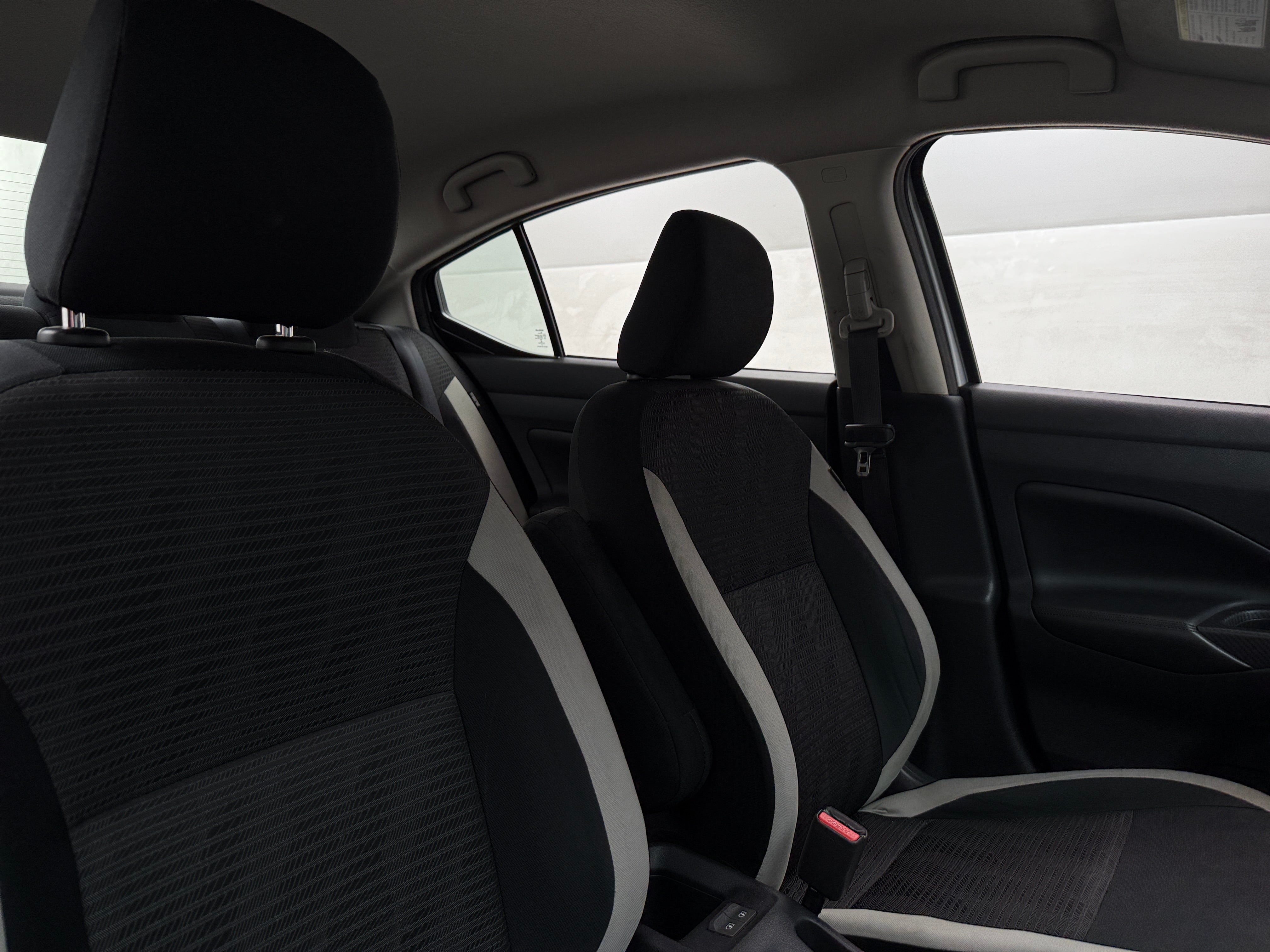 2020 Nissan Versa SV 2